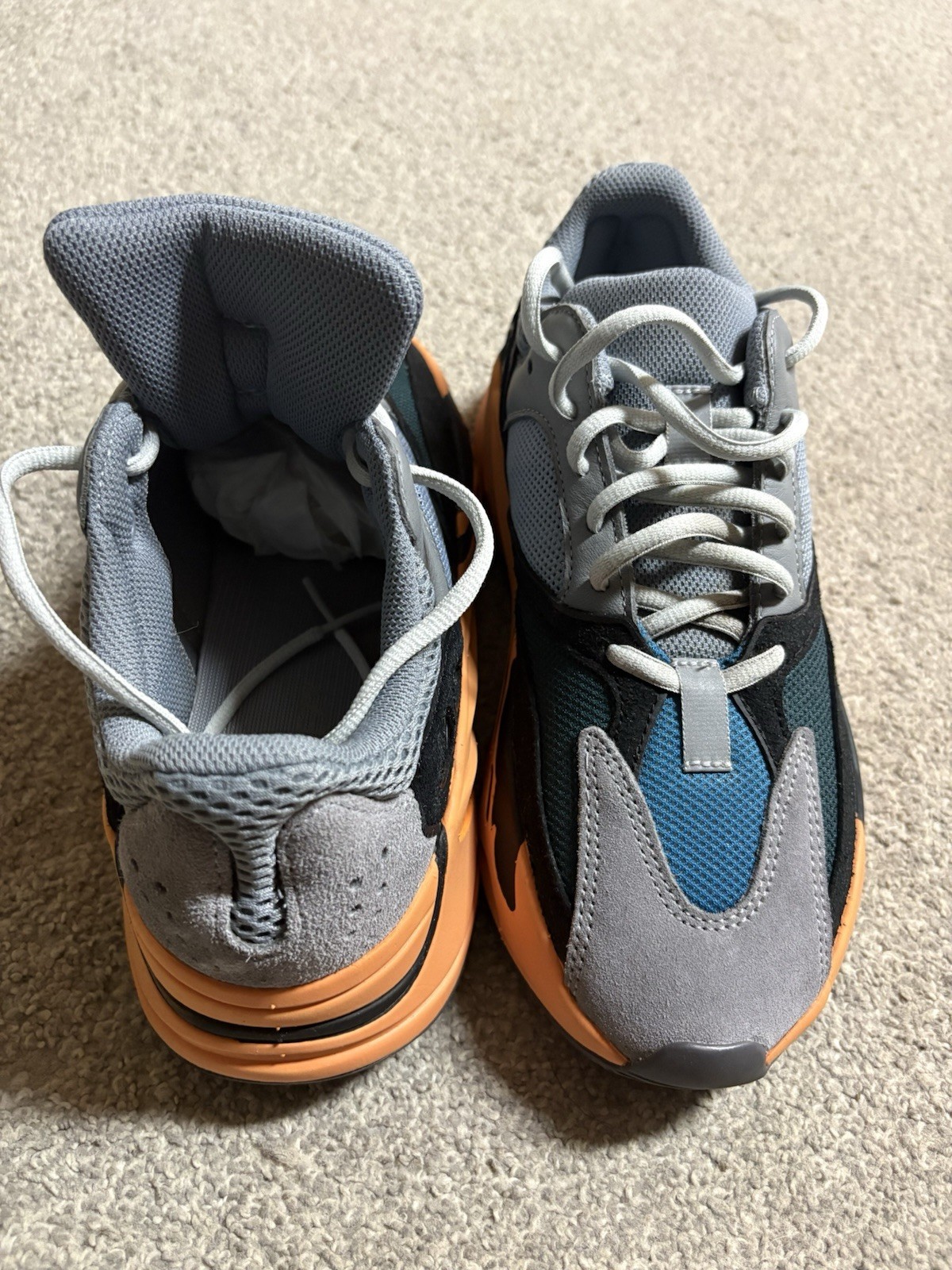 adidas Yeezy Boost 700 Wash Orange Low Top Lace-Up Colorblock GW0296