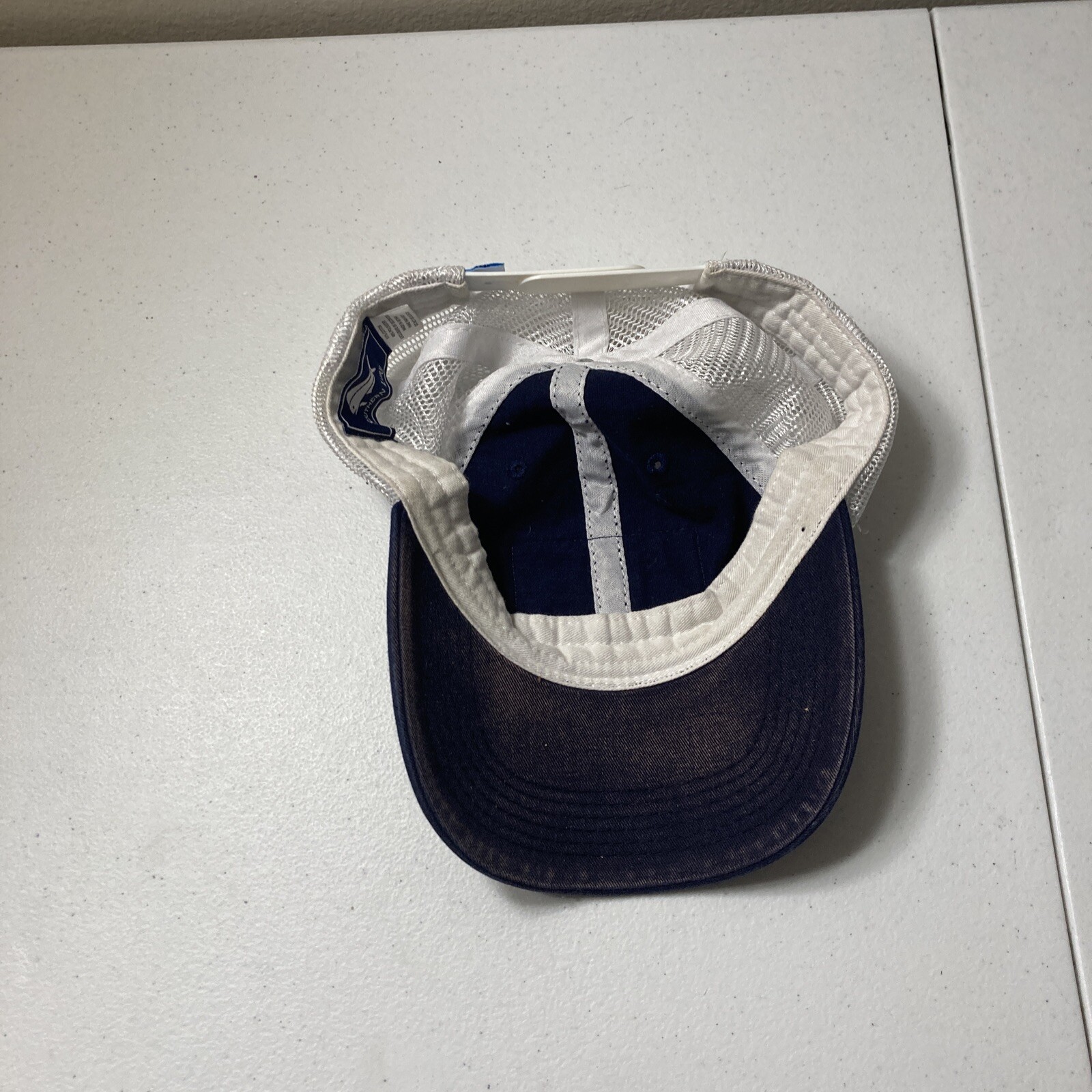 Southern Lure Adjustable Strap Mesh-Back Hat