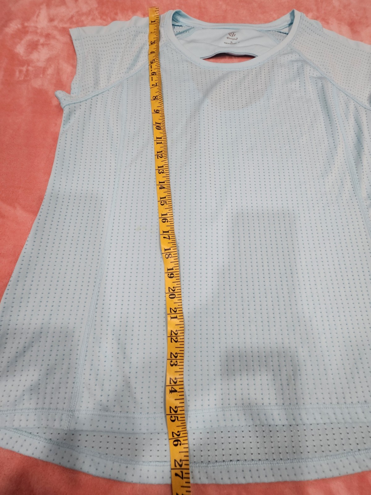 Champion Women’s Light Blue Mesh Short Sleeve T-Shirt XL Breathable Athletic