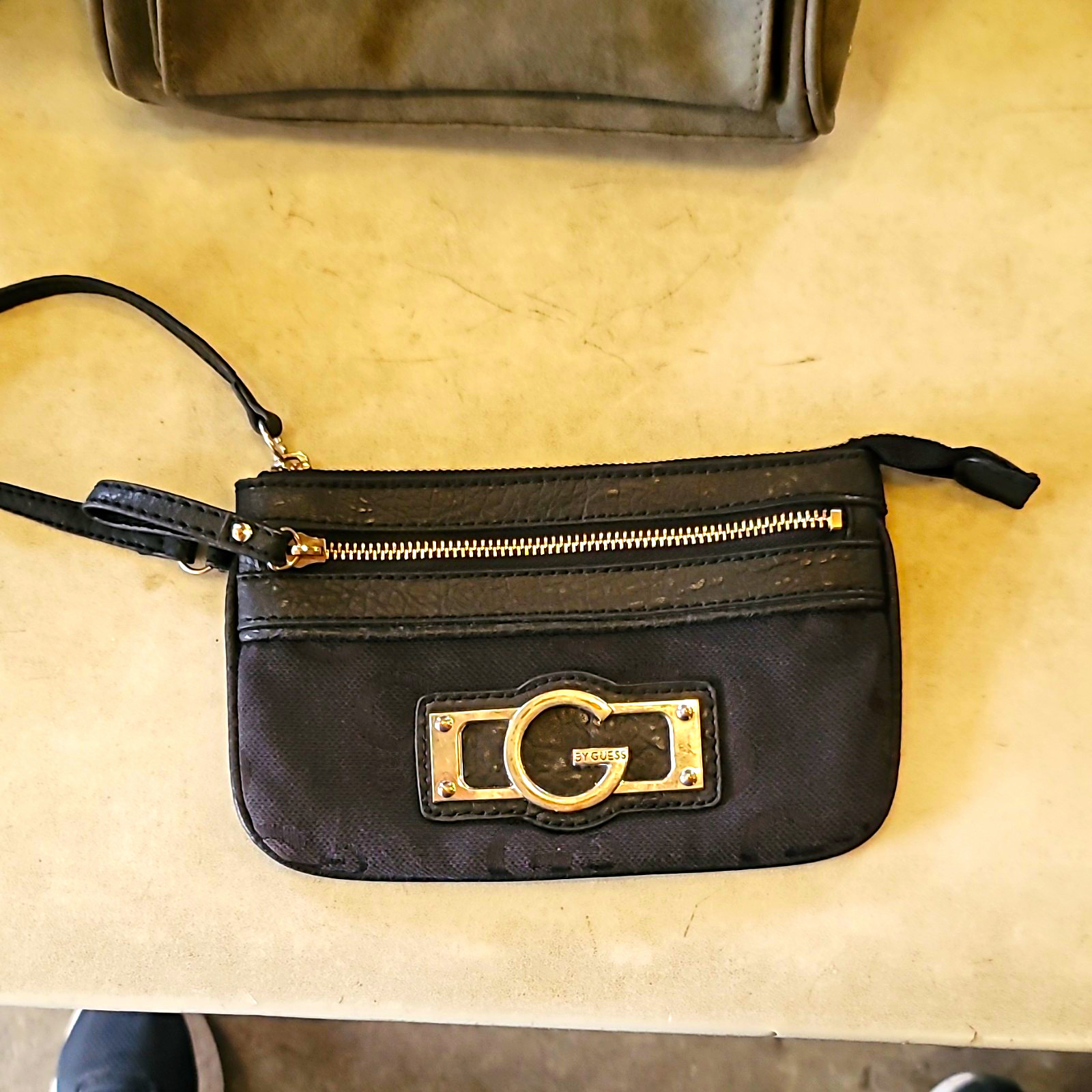 GUESS Black Logo Wristlet Zip Pouch Wrist Strap Gold Tone Hardware