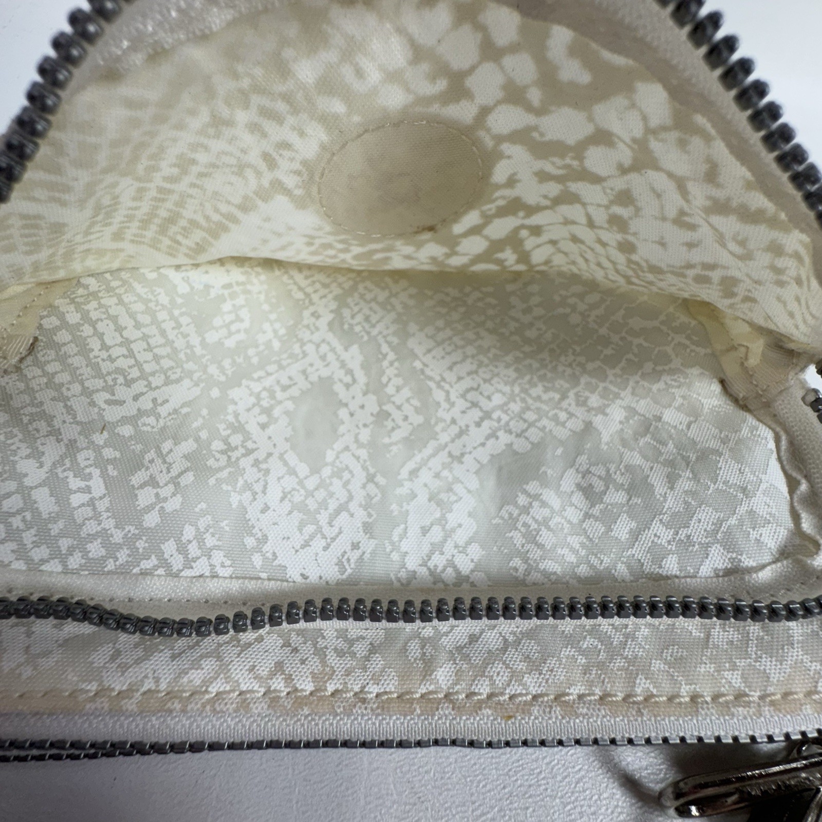 Kipling White & Gray Snakeskin Print Canvas Zipper Wristlet Pouch Front Pocket