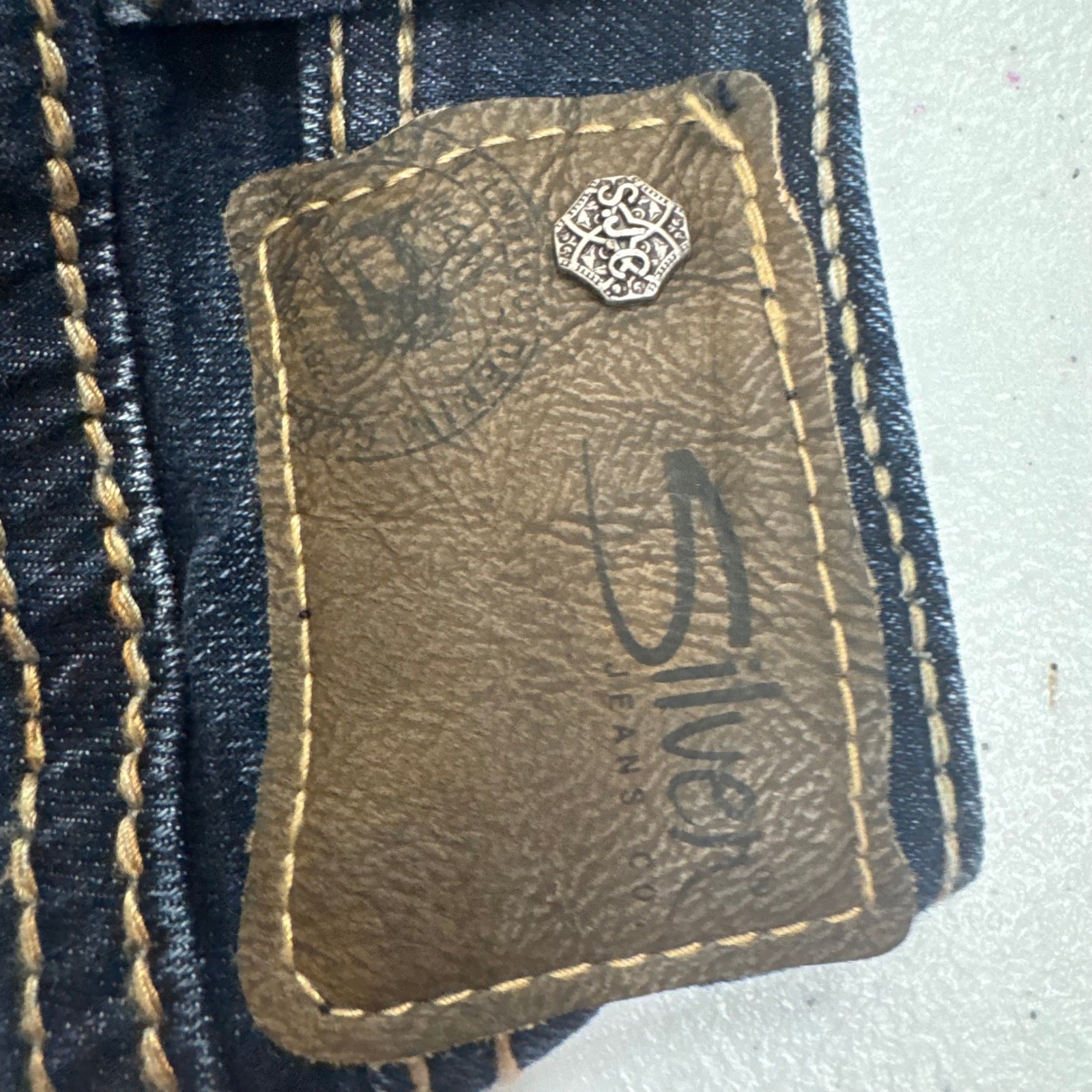 Silver Jeans Co Suki Mid Slim Bootcut Dark Wash Super Stretch W30 L33