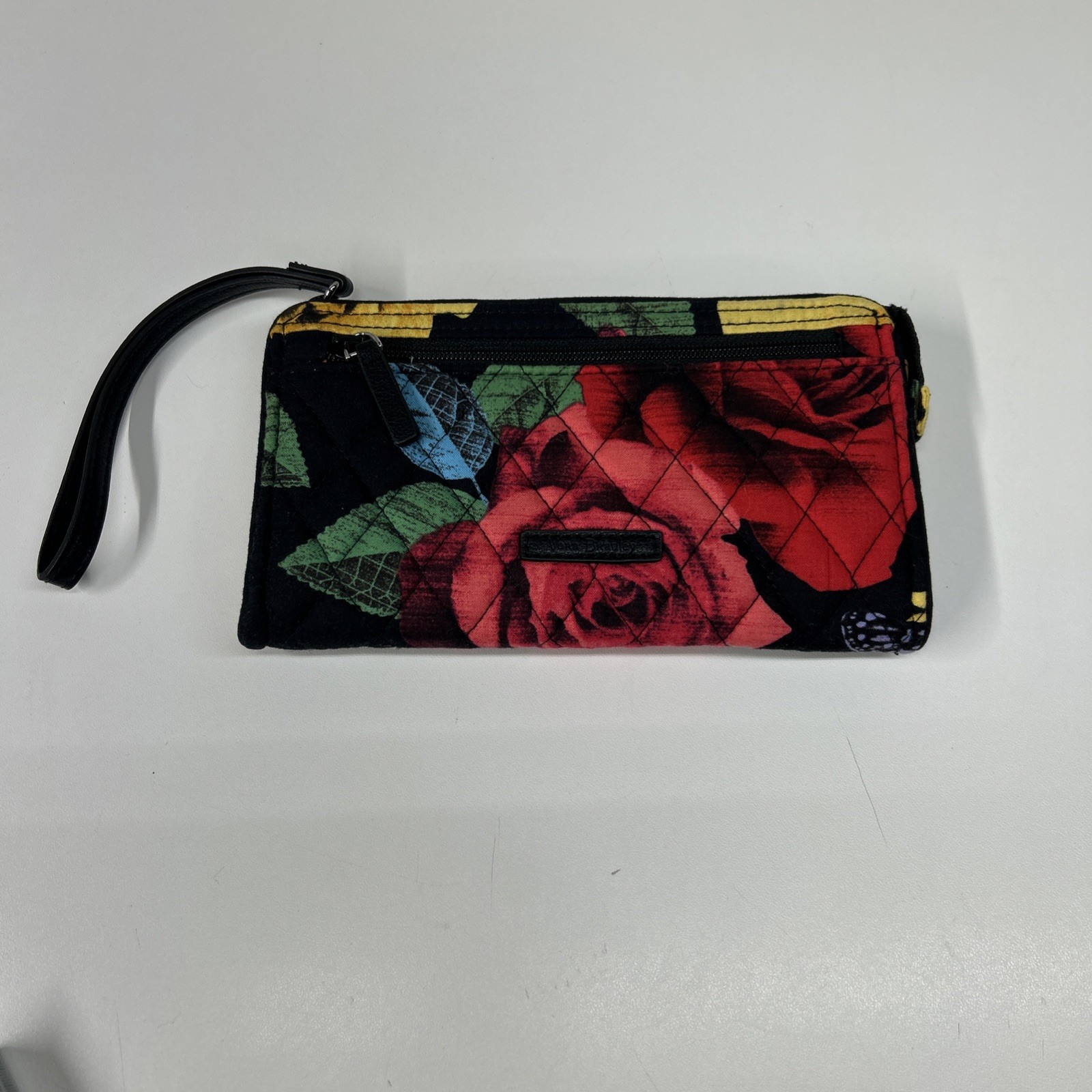 Vera Bradley Havana Rose RFID Grab and Go Wristlet Wallet Floral 7 X 4.5 inches