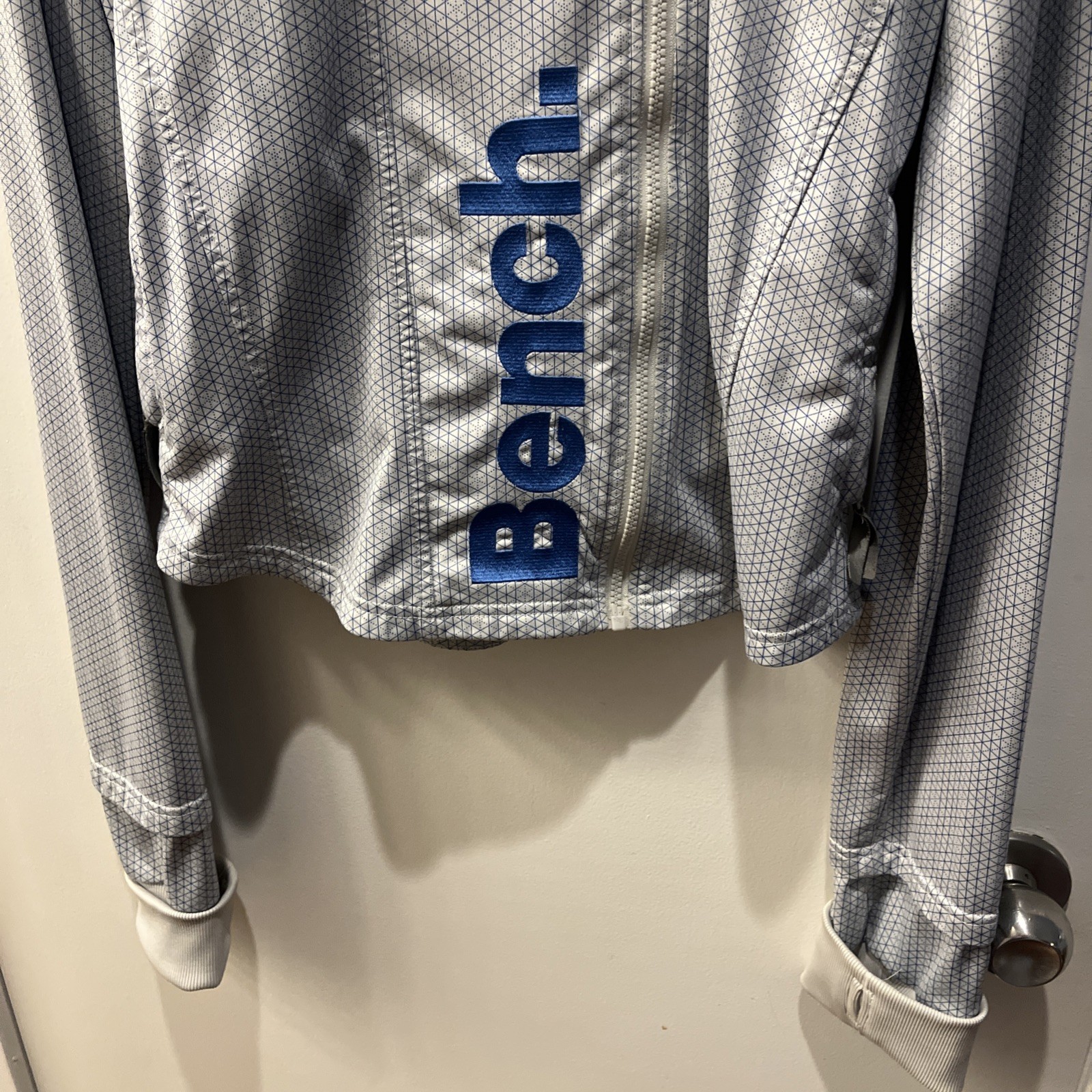 BENCH Womens Full Zip Jacket Size Lg Gray with Blue Asymmetrical Cross Fit