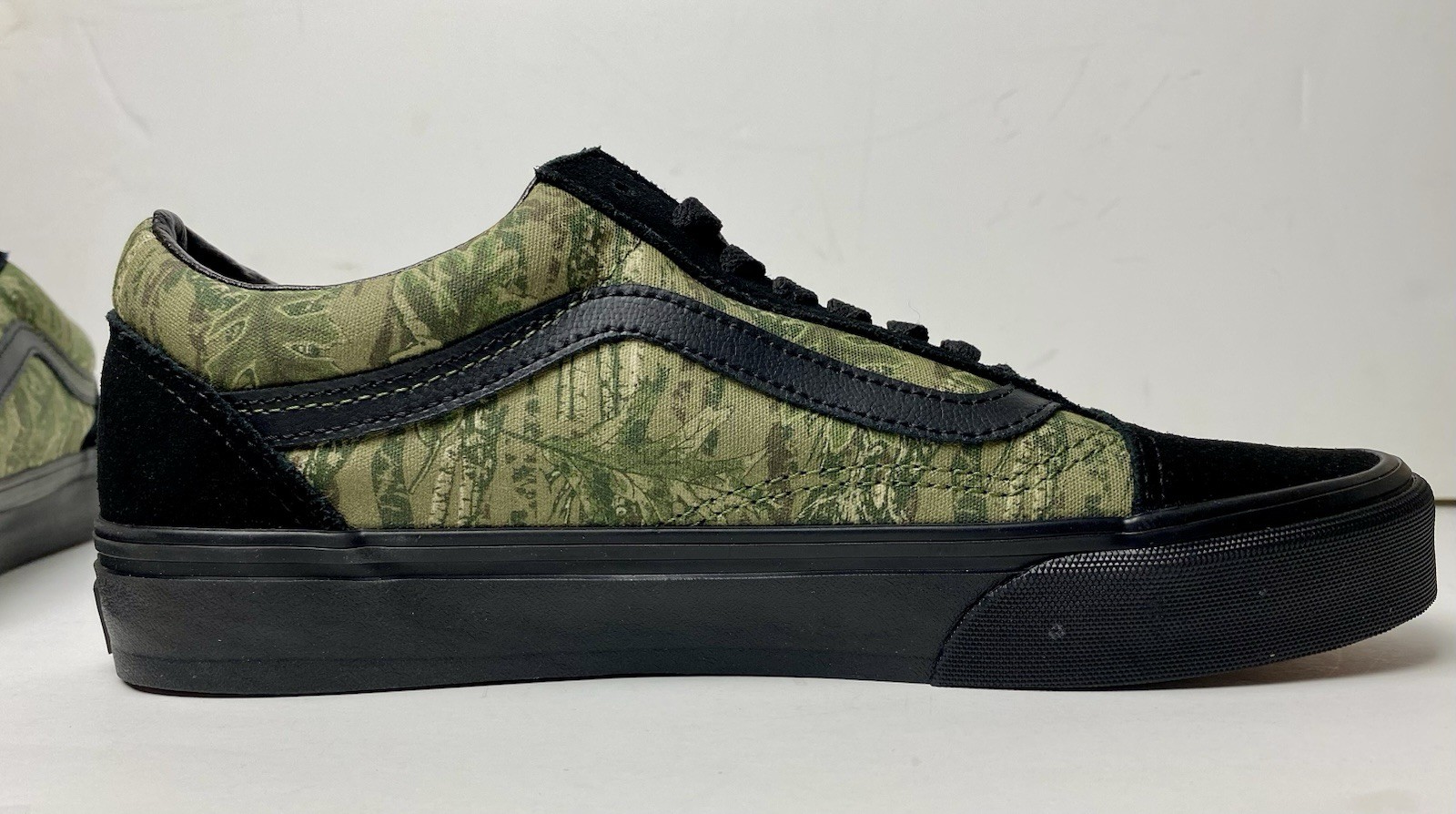 VANS OLD SKOOL Camo Sz 8 M / 9.5 W Black NEW Skateboard Off The Wall