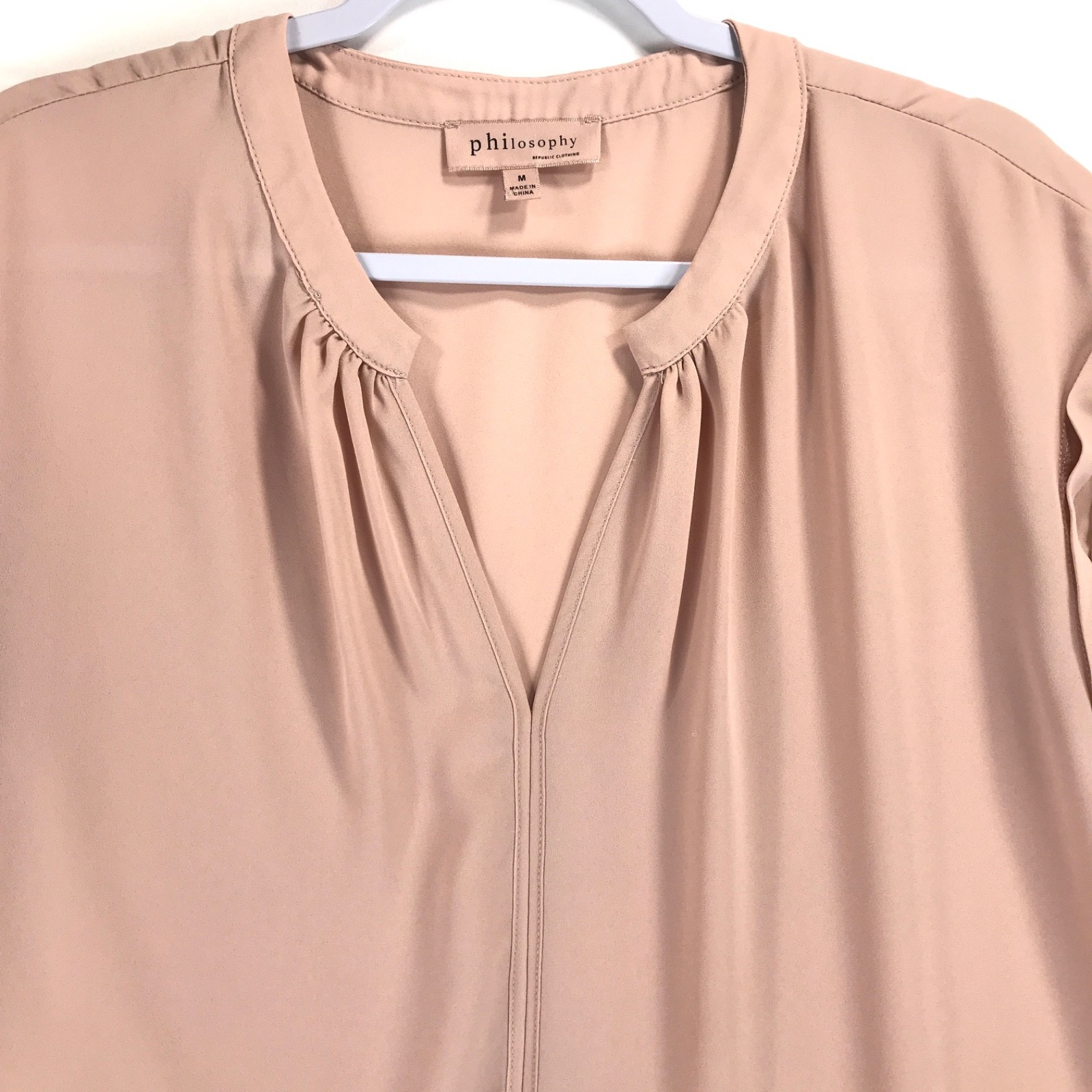 Philosophy Lightweight Blouse Women’s M Pink Poly V Neck Cap Sleeve Pullover