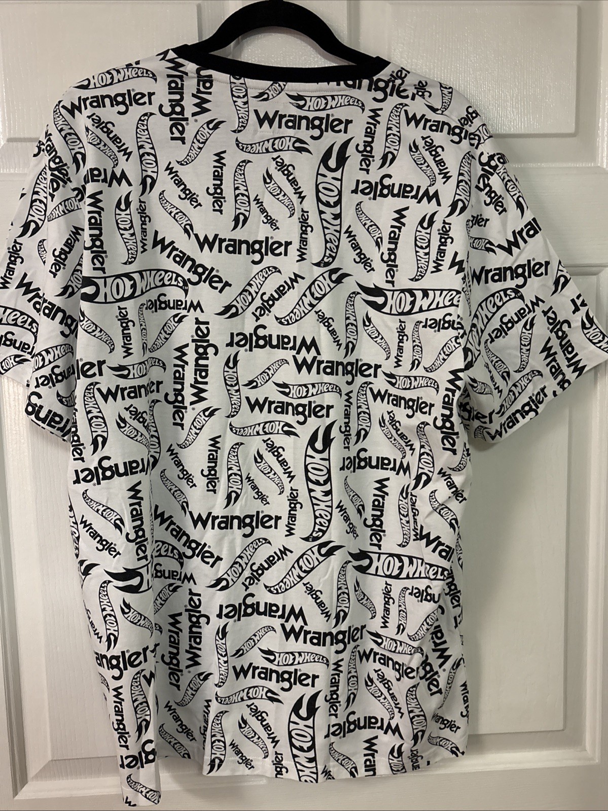 Wrangler x Hot Wheels Tee Men XL Black White All Over Print Logo Cotton