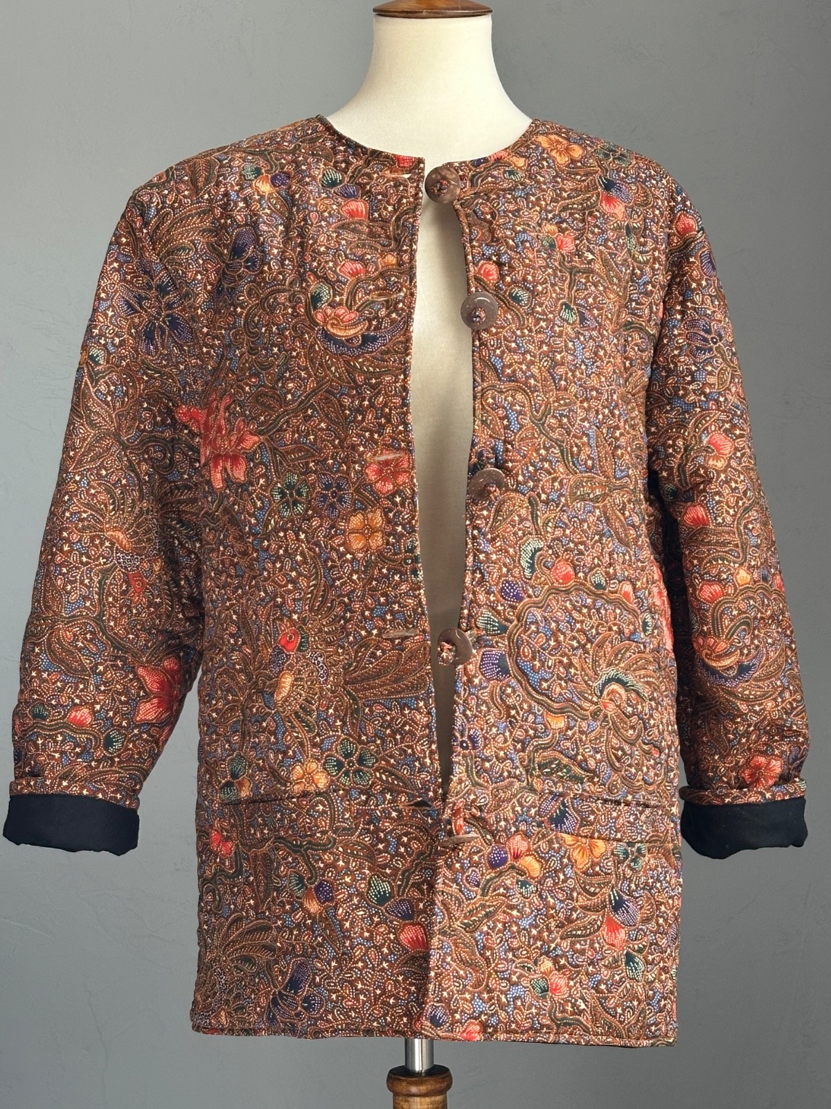Smithsonian Institution Quilted Jacket Batik Print Wooden Toggle Closures Size M