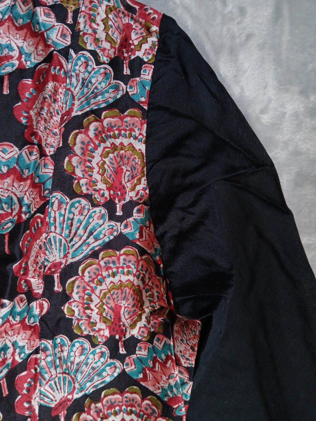 Fab India Womens M Blouse Red Silk Blend Split Neck Peacock 3/4 Sleeve Top