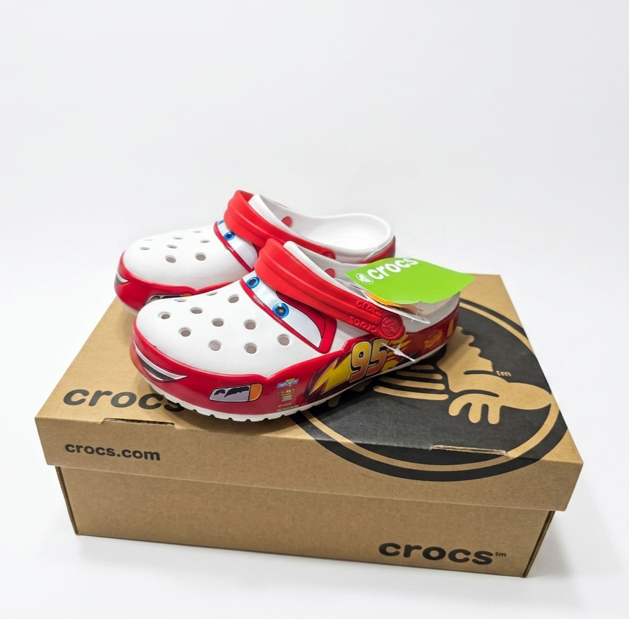 ✅ Lightning McQueen Crocs Cars Edition–Original Unisex Clogs, Super Comfortable