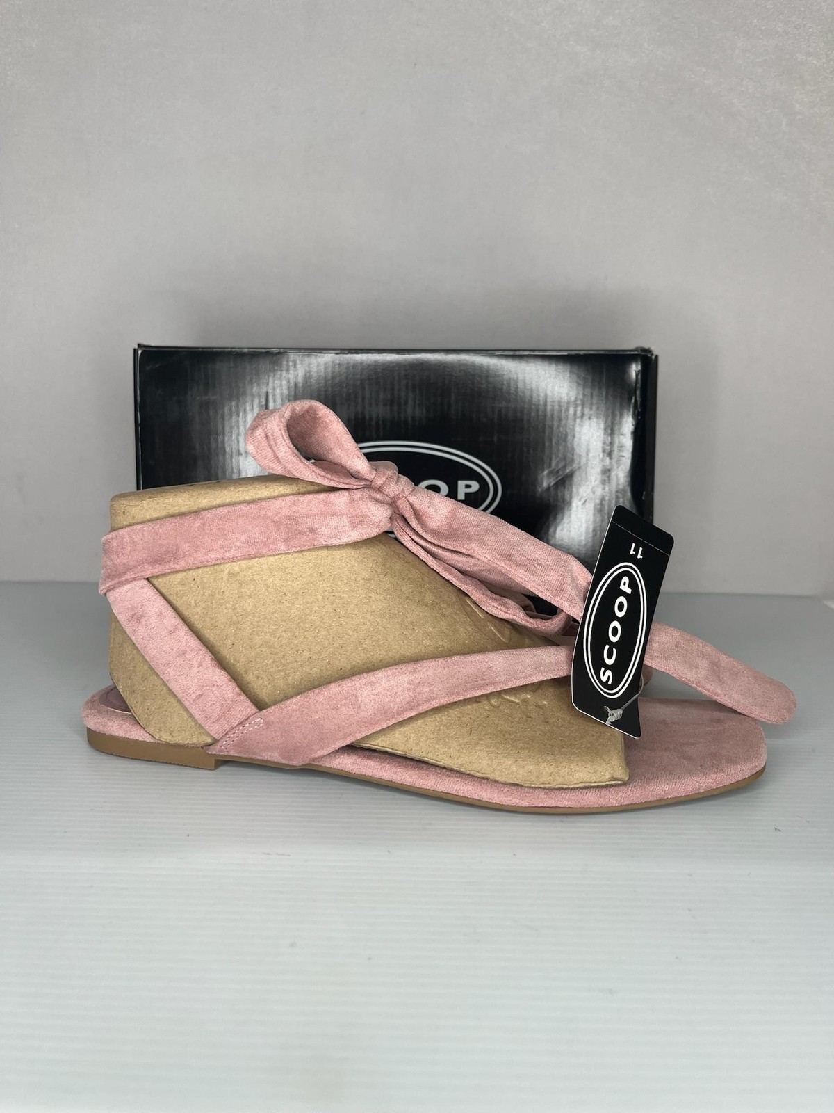 Scoop Sandals Womens Size 11 Pink Wrap Flip Flop Faux Suede Ankle Wrap NEW Box