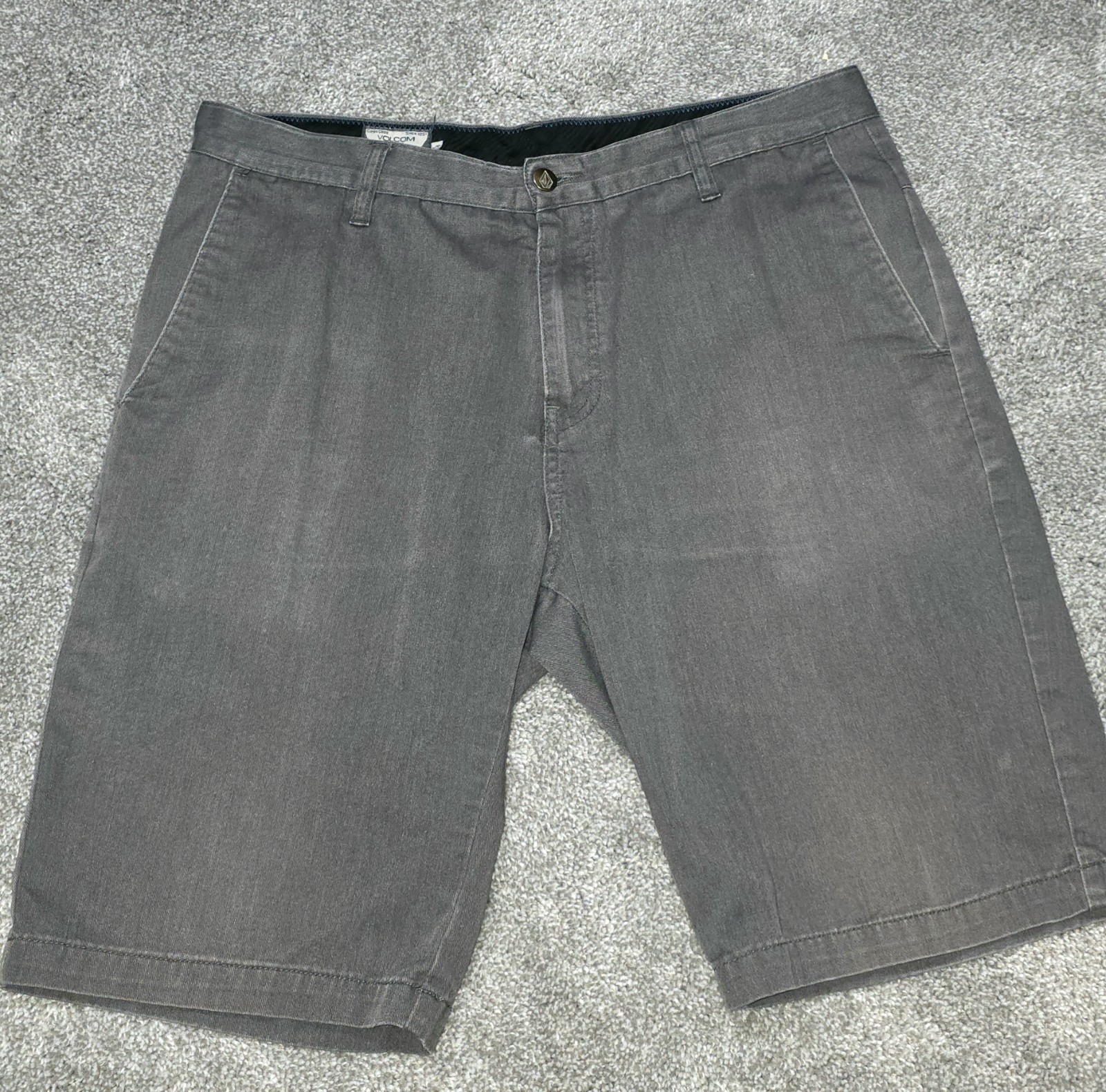 Volcom Men’s Chino Shorts, Size 33, Gray, Casual, Flat Front