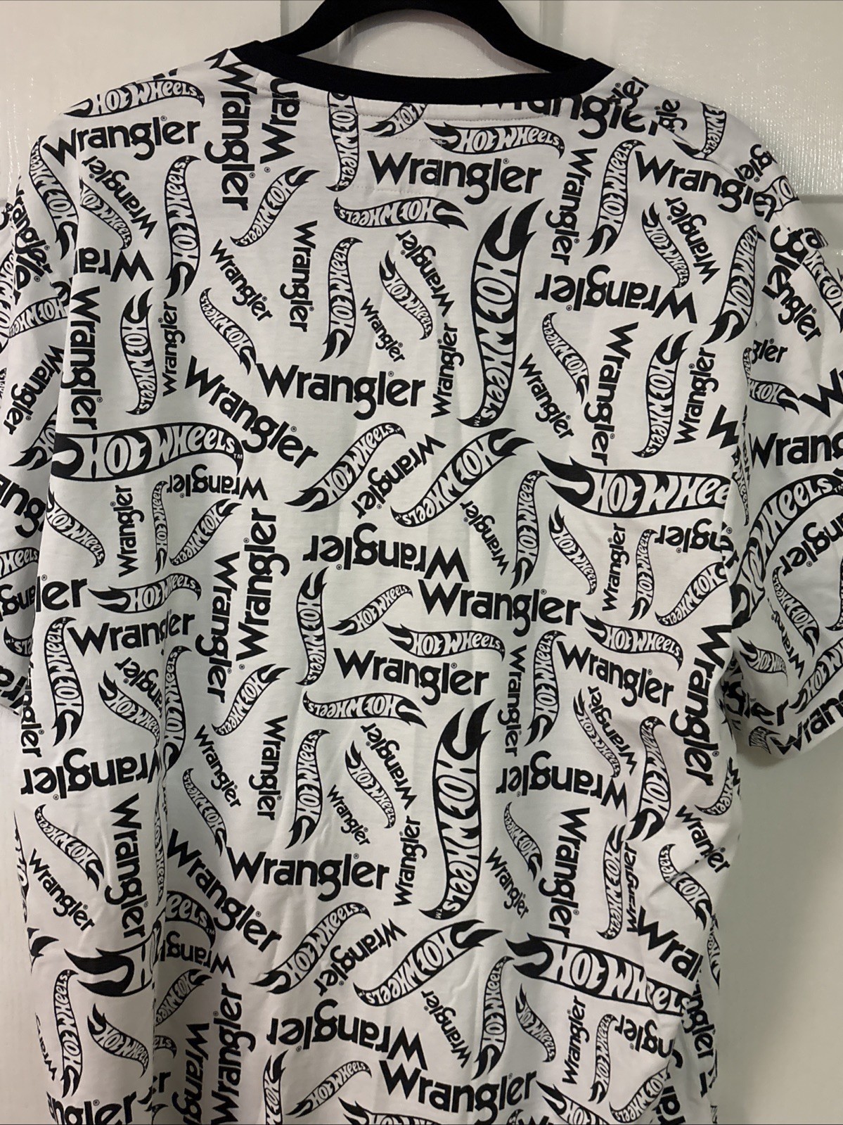 Wrangler x Hot Wheels Tee Men XL Black White All Over Print Logo Cotton