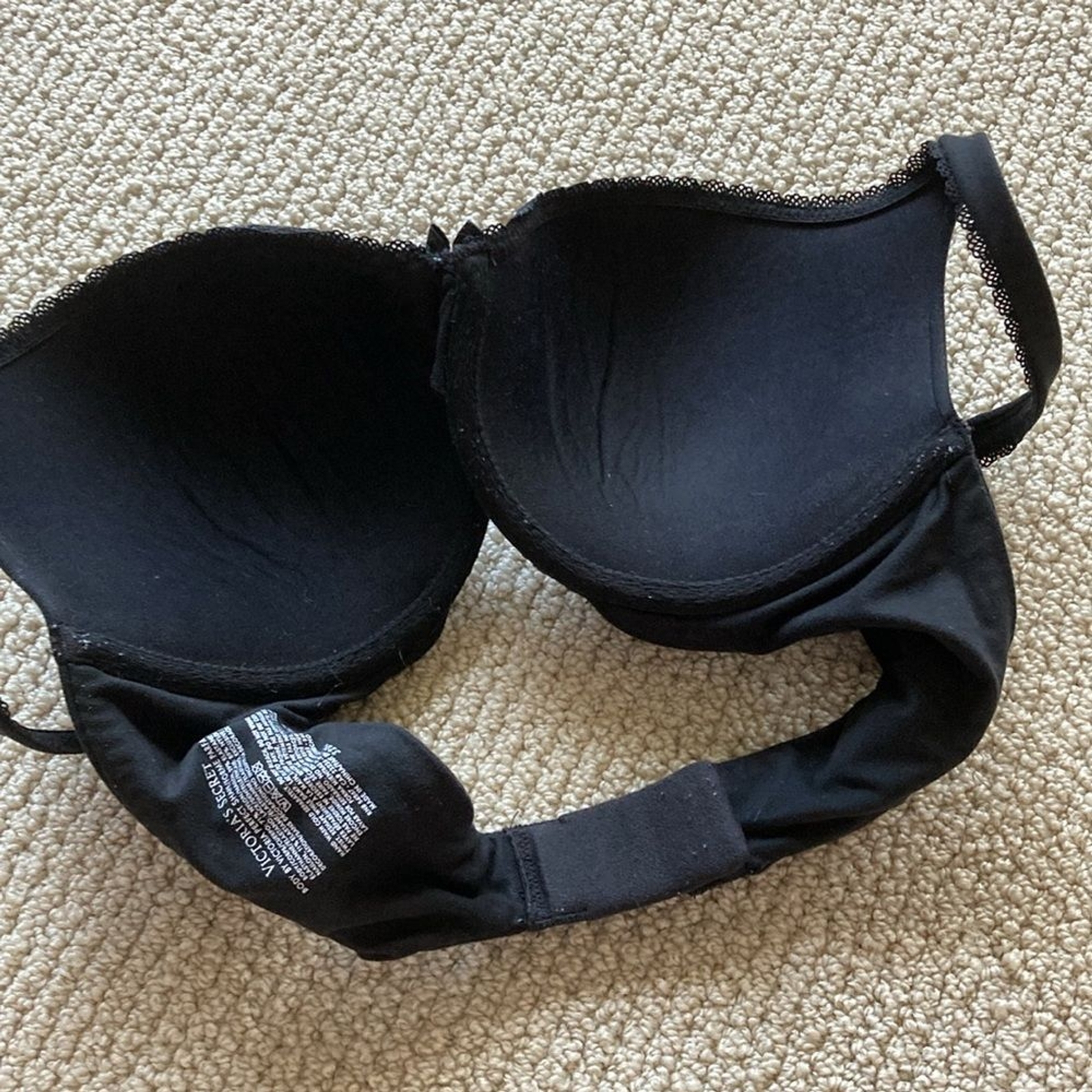 Victoria’s Secret Body by Victoria Perfect Shape Black Bra Soft 32DD VEUC
