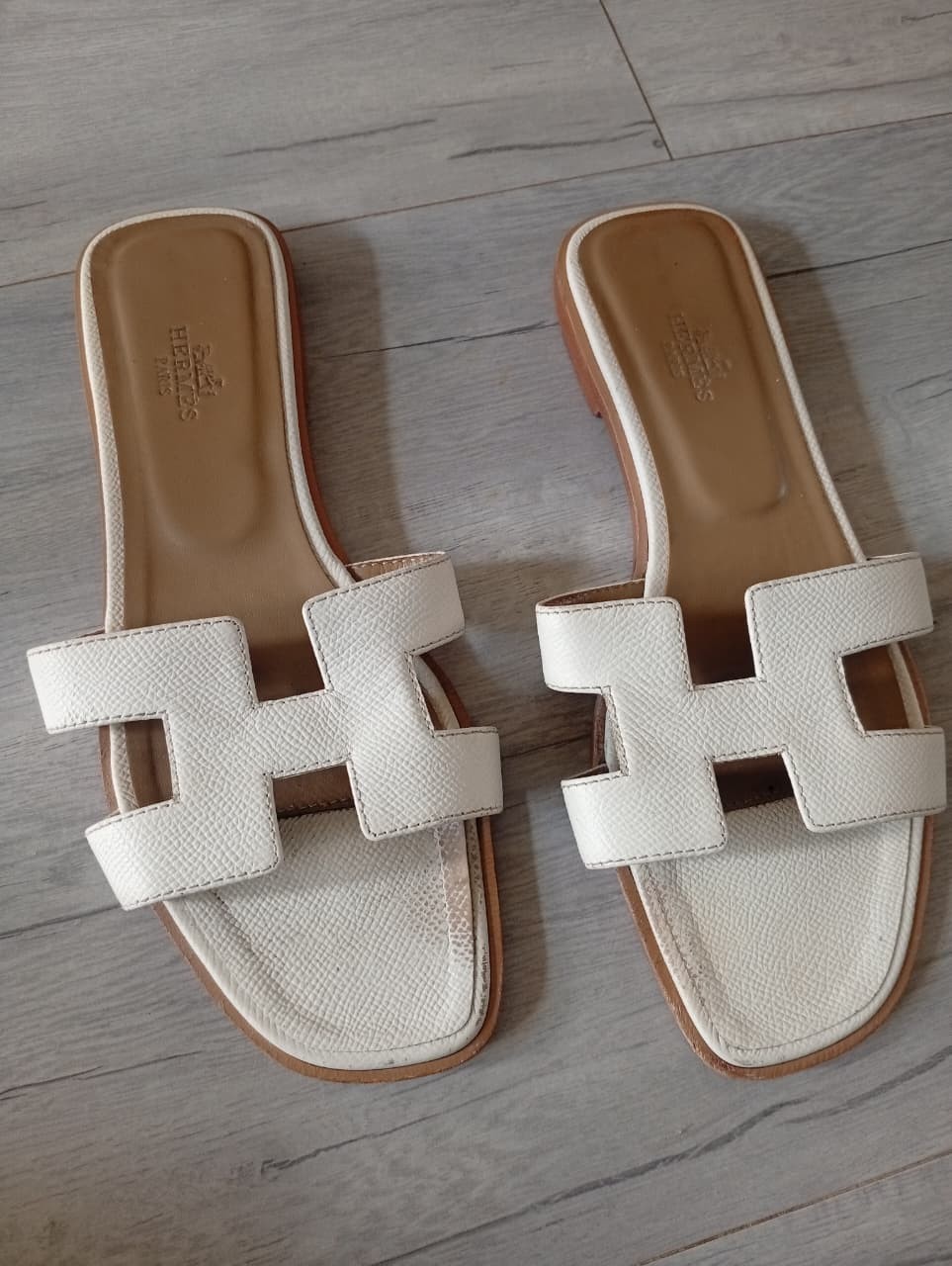 Hermes Oran Sandals In White Size 38