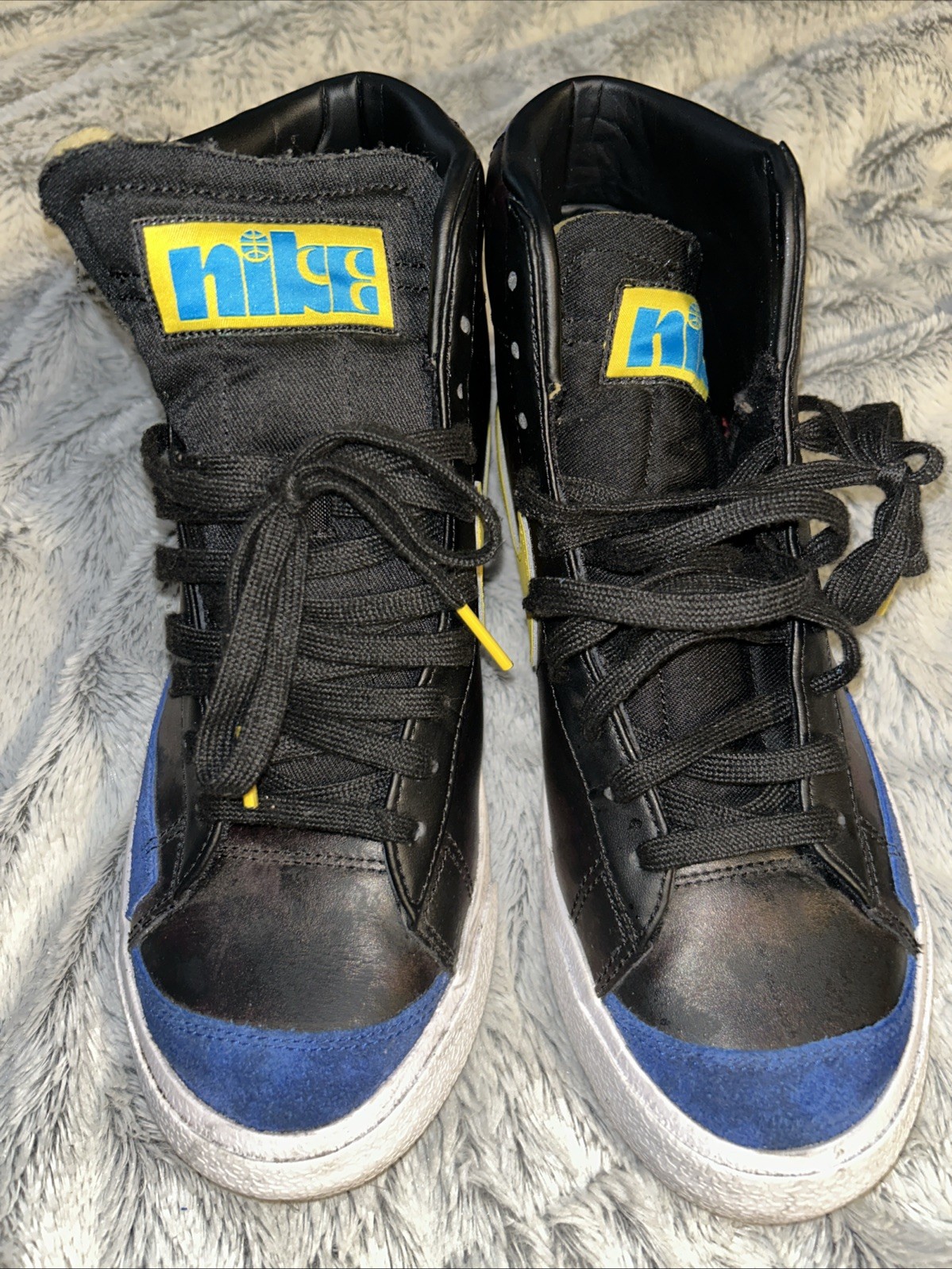 Nike Blazer Mid Peace, Love and Basketball Sz 9 DC1414-001