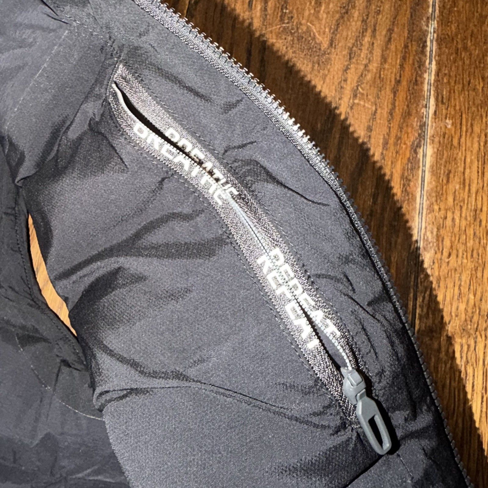 Lululemon Navigation Down Vest Black Running Puffer LM4A96S Mens Small Primaloft