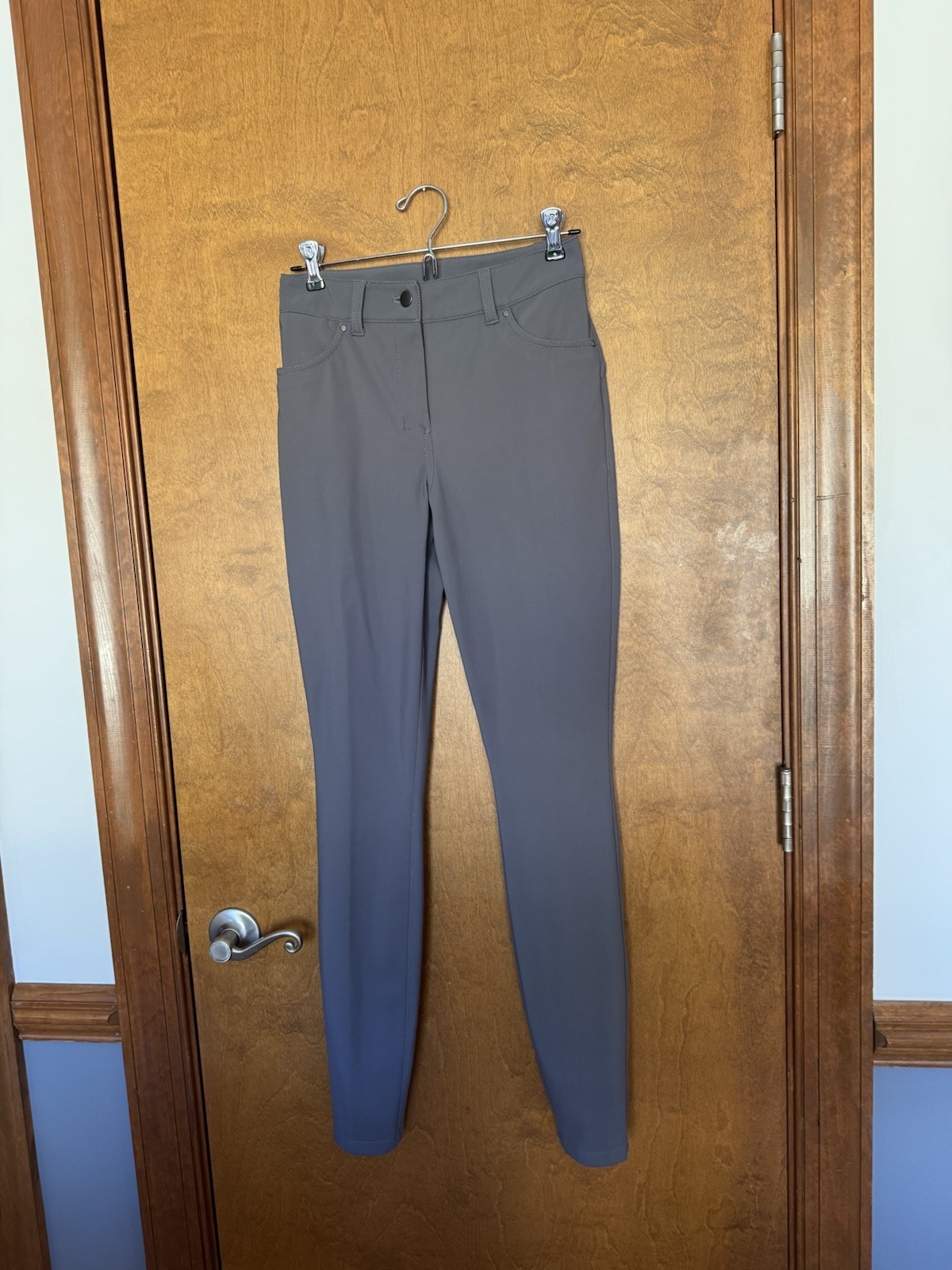 Lululemon Five Pocket City Sleek 7/8 Pants 26 Titanium Gray