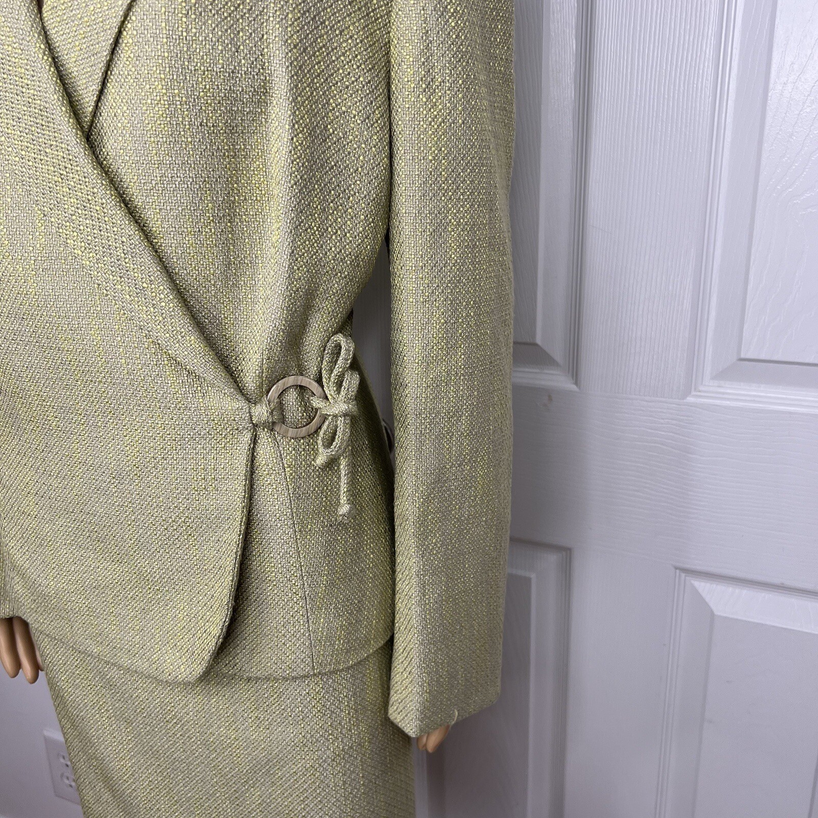 Kasper Women Polyester Rayon Skirt Suit 16 Green Ruffle Lined Wrap Belted 2PC