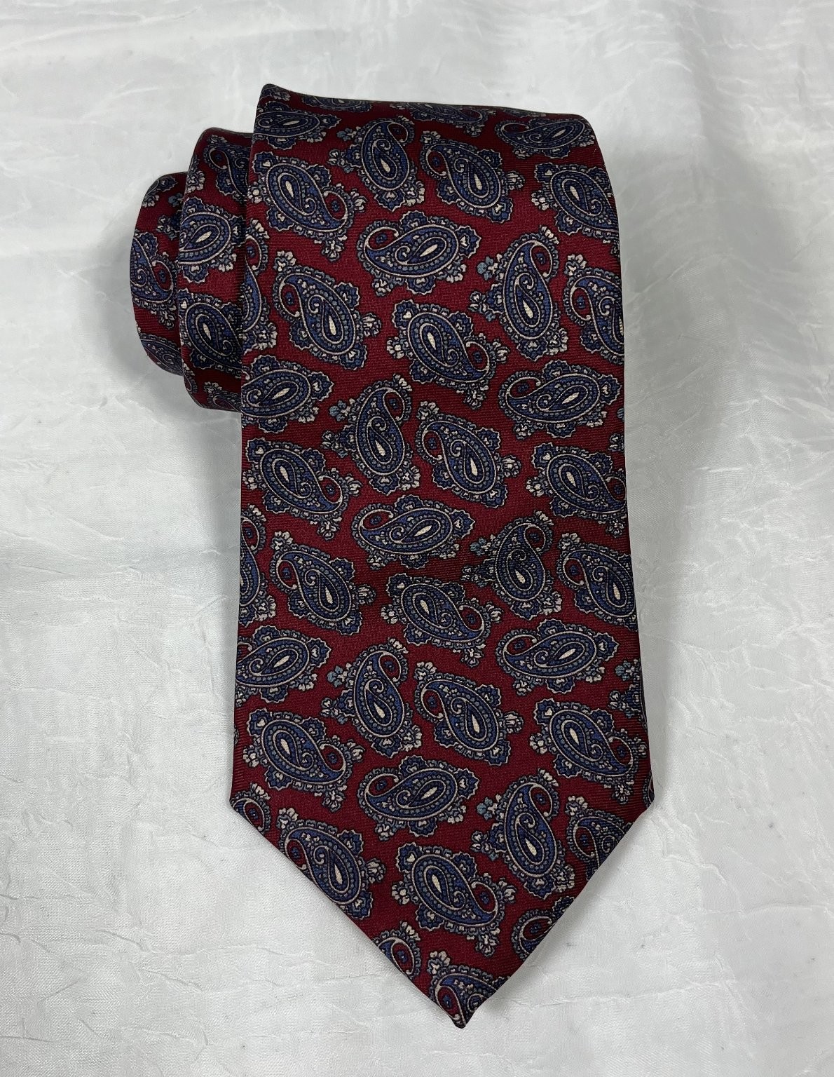 Christian Dior Men’s Tie Burgundy Paisley 57-60″ Silk Classic