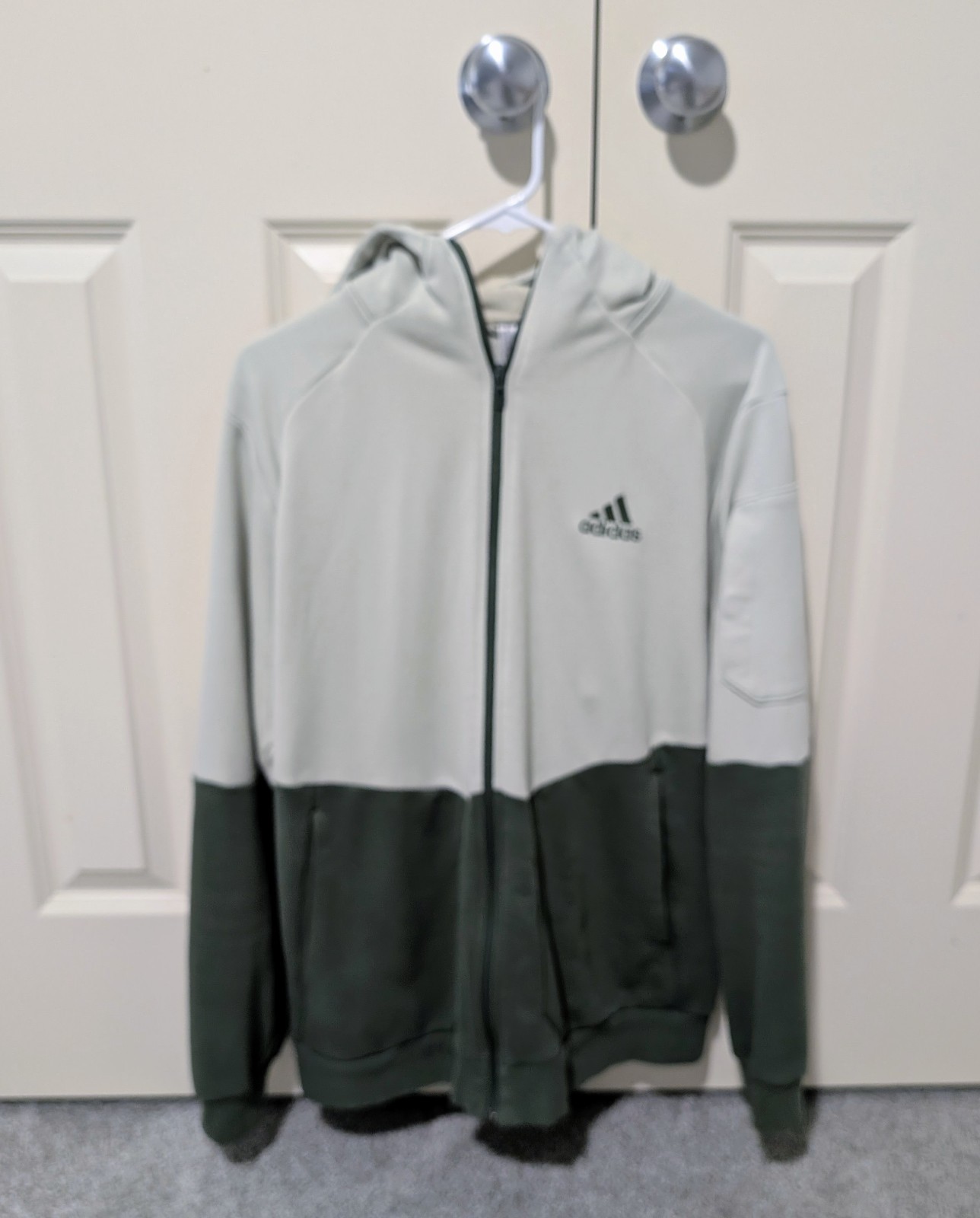 Adidas Colorblock Two Tone Sage Green Logo Full Zip Sporty Hoodie Jacket Mens M