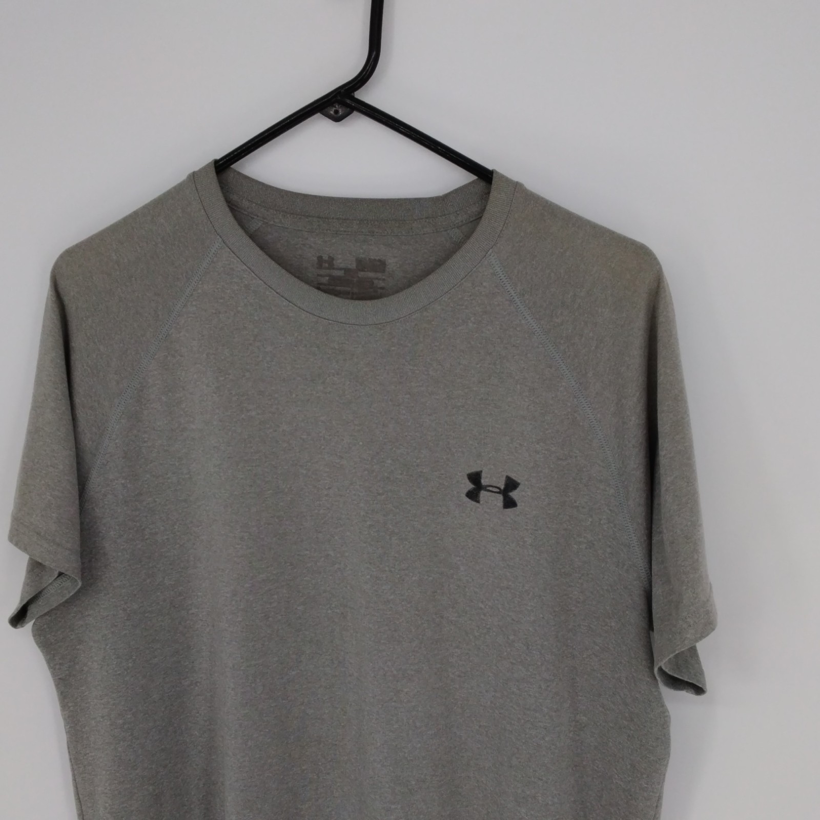 Under Armour Men’s M/L Gray Cotton Crew Neck Short Sleeve Logo T-Shirt