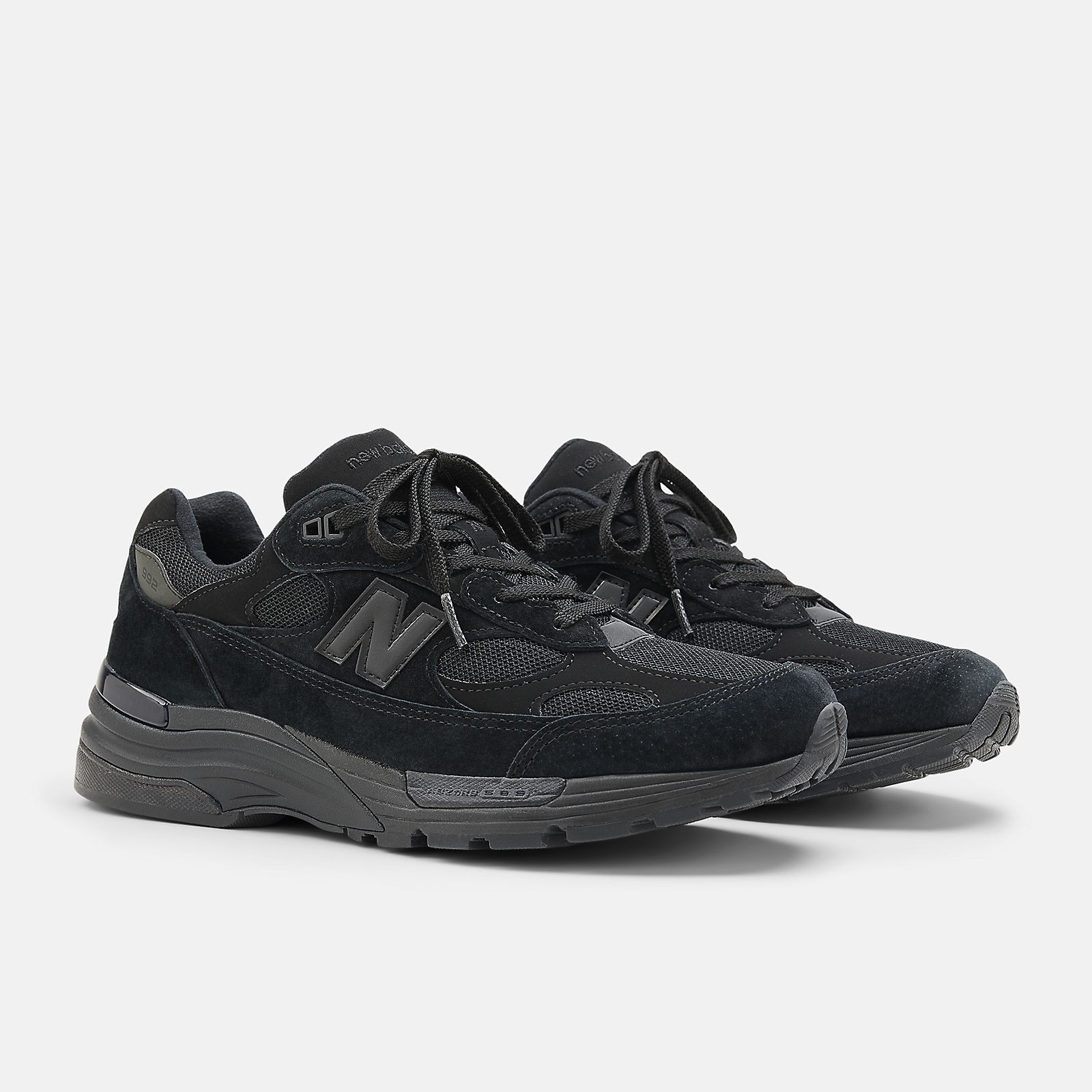 New Balance 992 Core Men’s Lifestyle Shoes, Black, US Size: 9-9.5,Standard