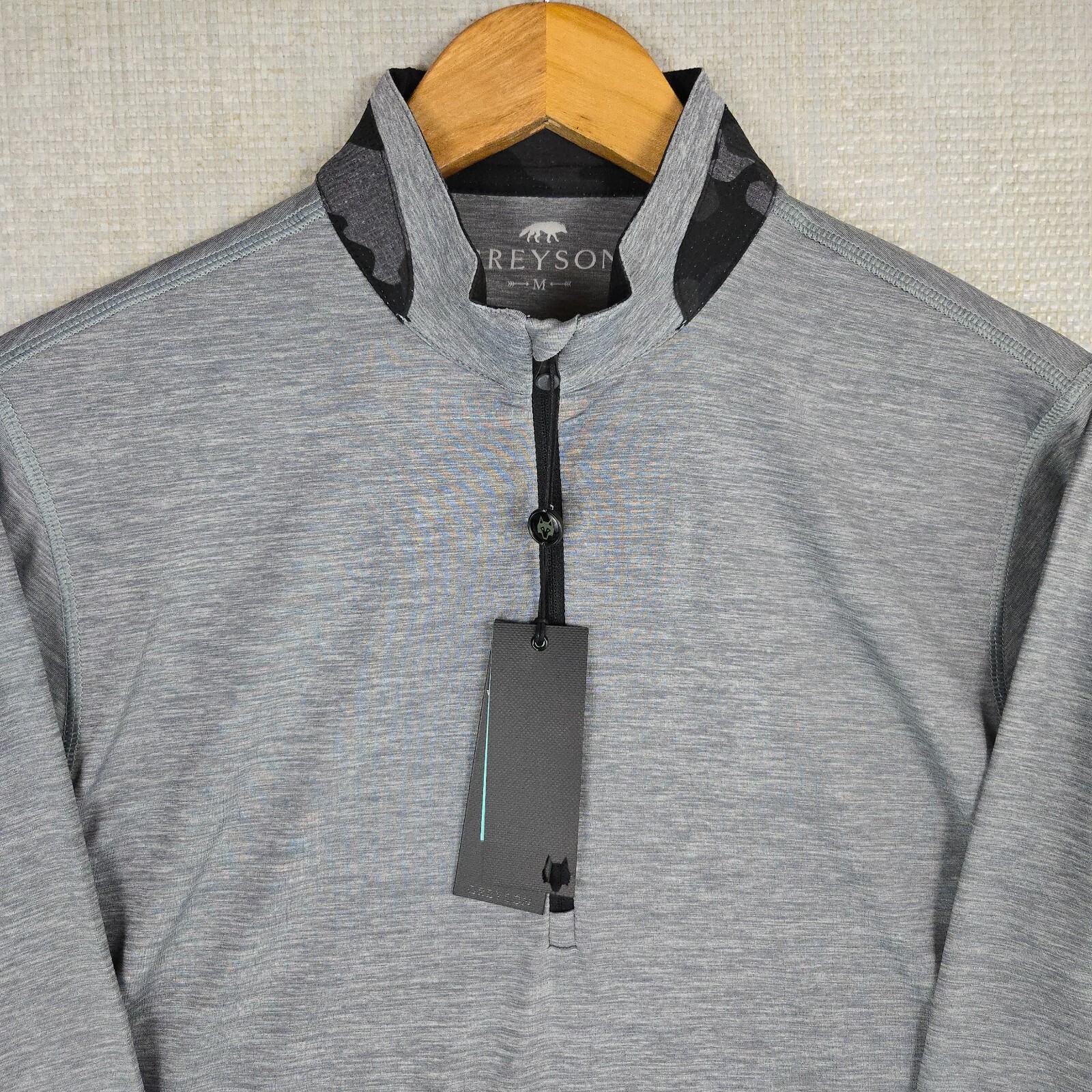 GREYSON NEW $148 Mens 1/4 Zip Medium Lightweight Wicking Brrr Fabric Golf Wolf
