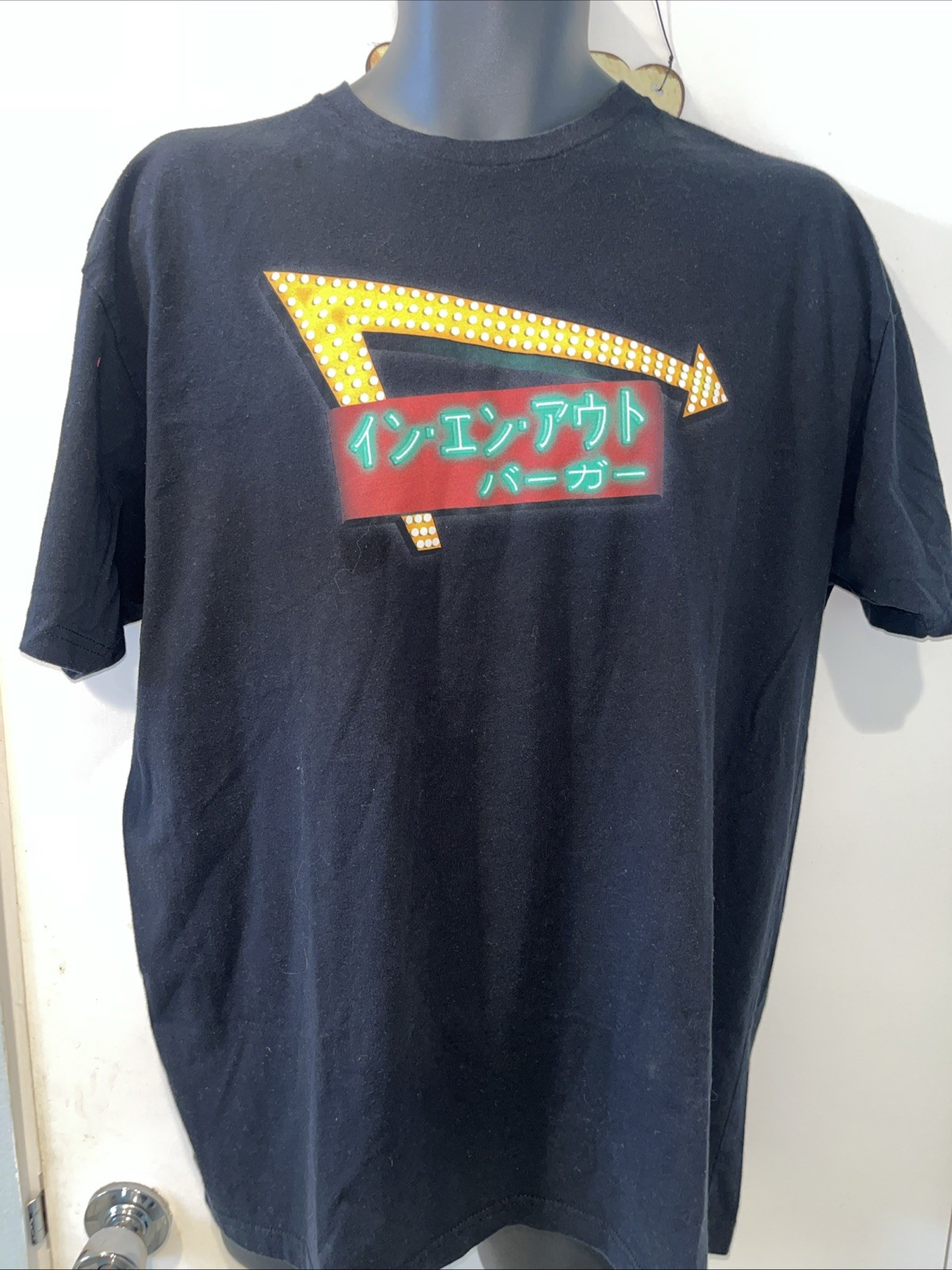IN-N-Out Burger Mens Black Graphic T-Shirt Japanese Script Sz XXL