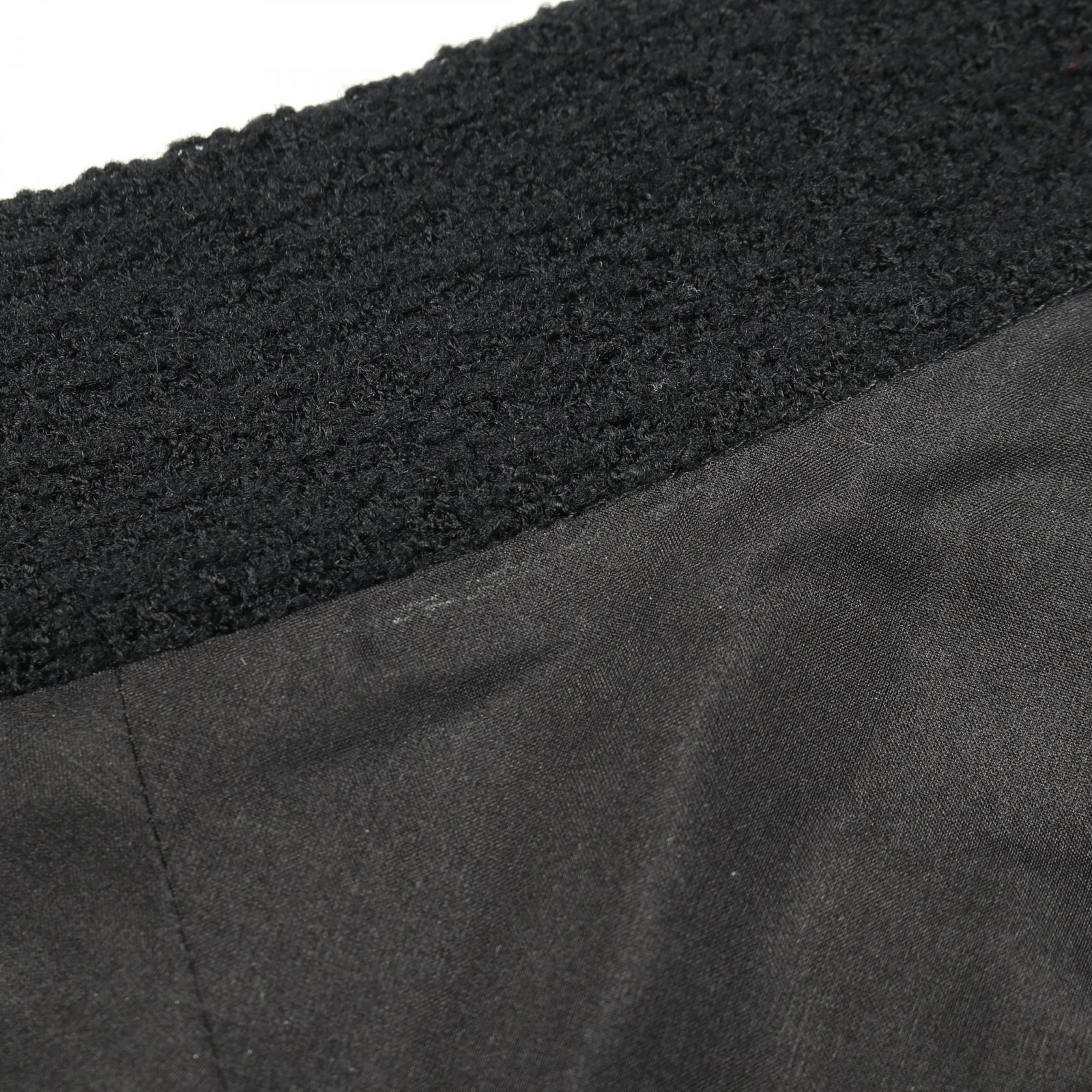 Chanel Coco Mark Wool Skirt – DUTY FREE