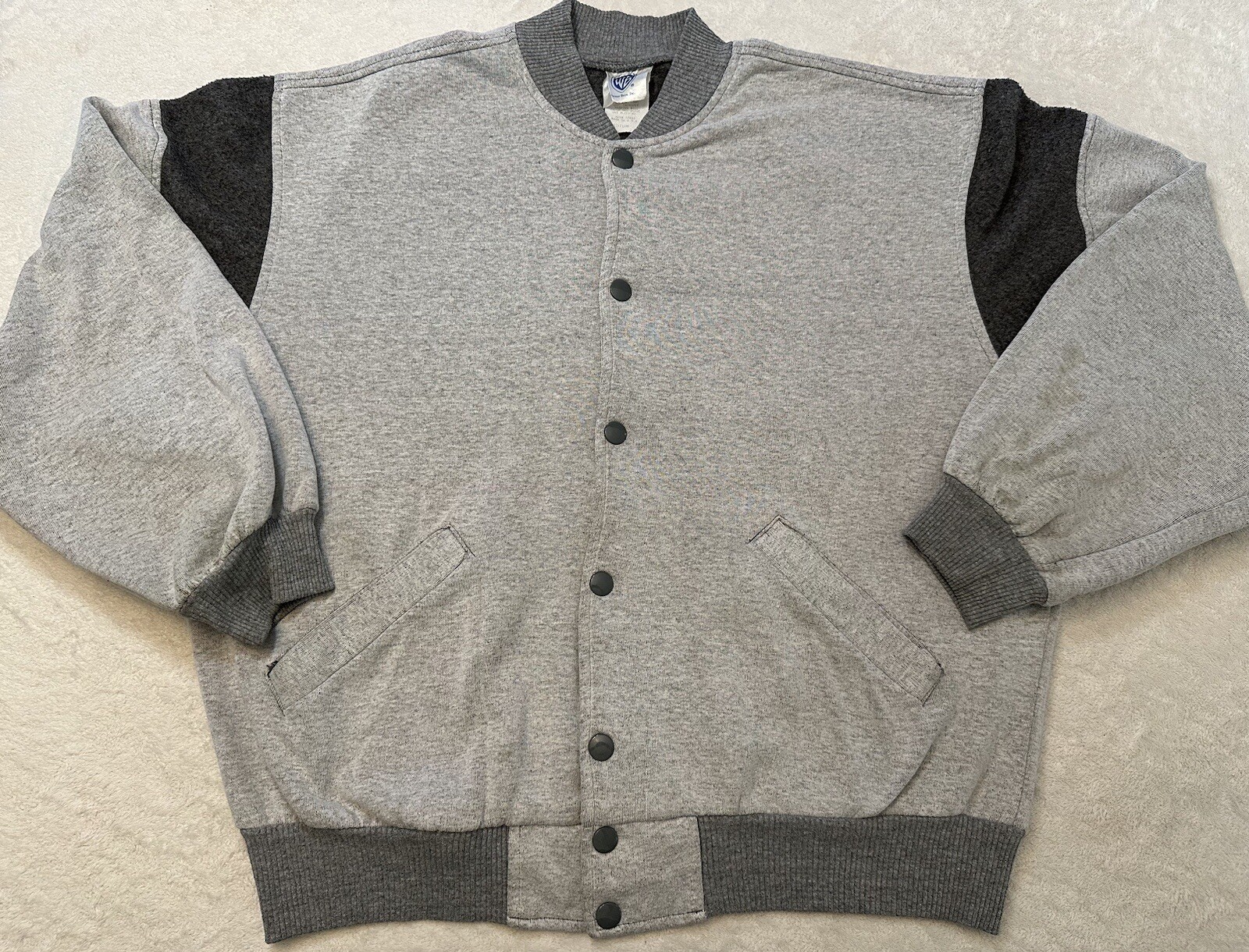 Vintage 1980s 1989 Warner Bros. Studios Bugs Bunny Sweatshirt Button Up Bomber M