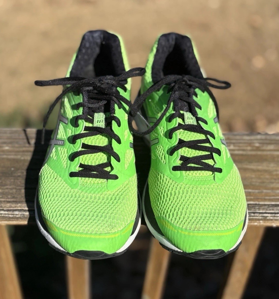 Asics Gel-Cumulus 18 Running Shoes Men’s 10 M,Neon Green Lace-Up T6C3N Athletic