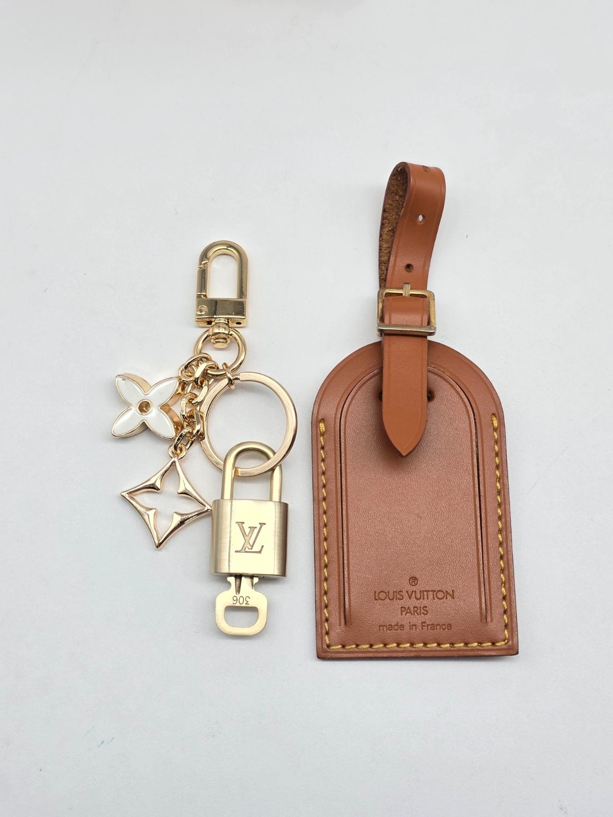 Authentic Louis Vuitton Large Brown Luggage Tag Gold LV Padlock Key + Bag Charm