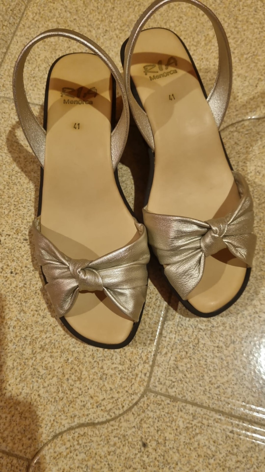 Ria Menorca Leather Heel Sandals Never Used Very Comfortable Size 41