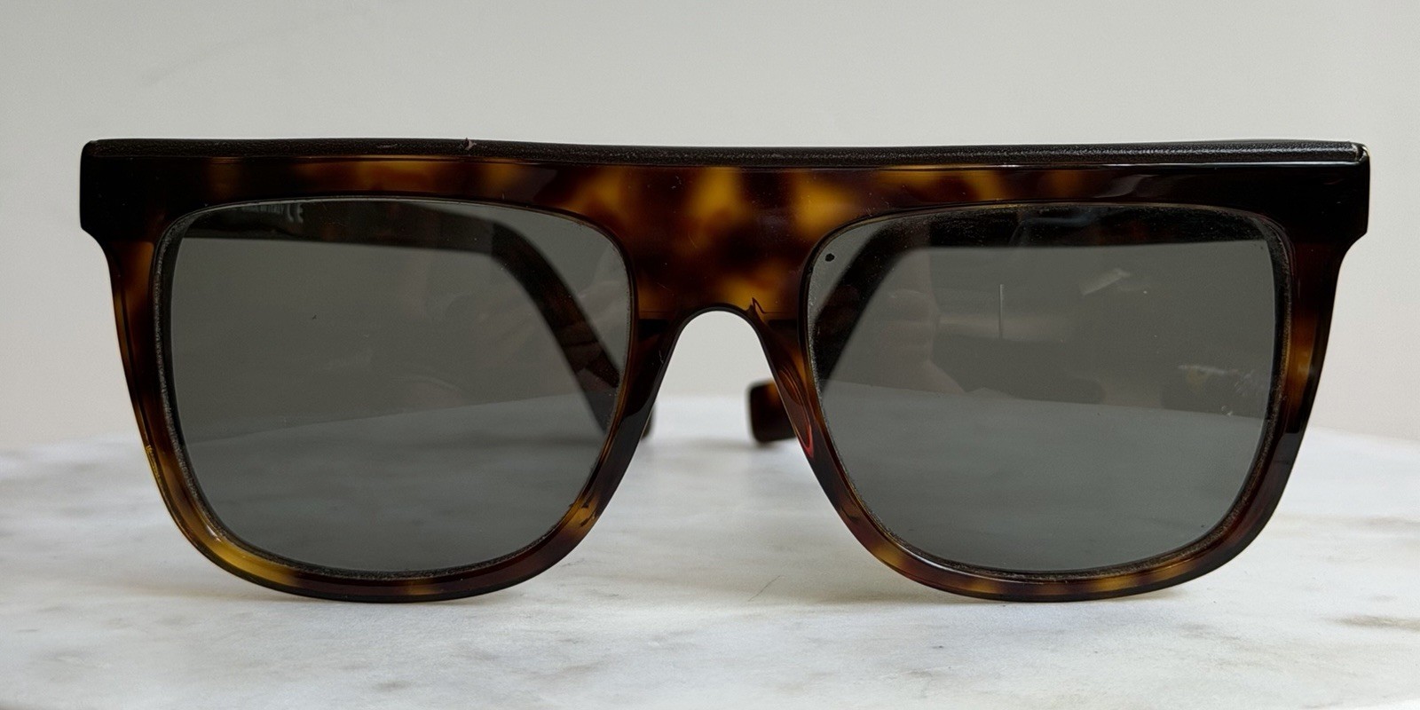 LOEWE LW40015U 52A Brown/Havana Sunglasses 55-18-145 EUC