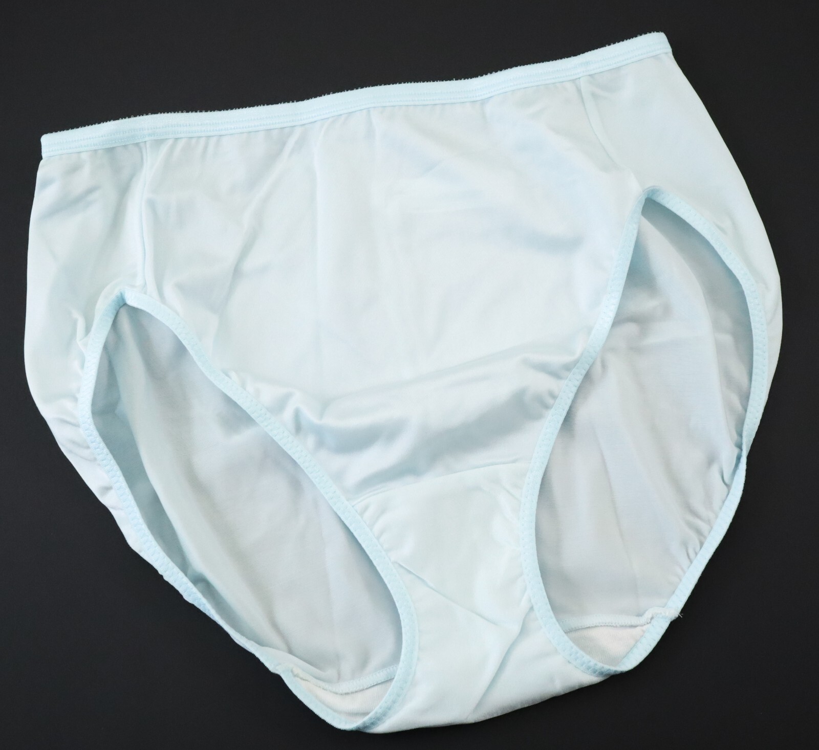 NEW Bali TRUE VTG 90s Silky Satin-Like High Cut Brief Panty LARGE