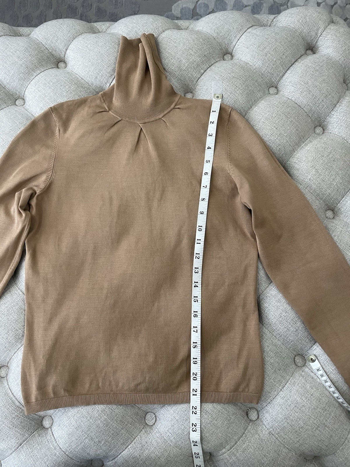 Ann Taylor Turtle Neck Silk/Nylon Top Tan Sz M