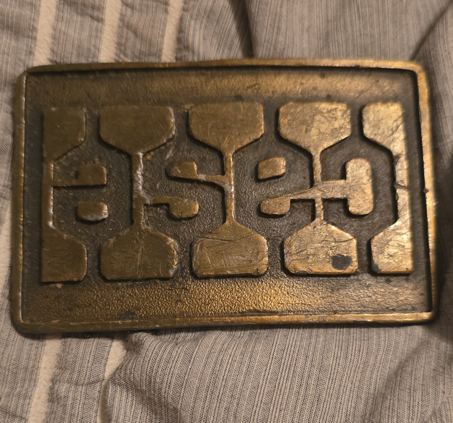 Men’s Gold/Bronze Tone Metal Frame Belt Buckle Rectangular Logo Design