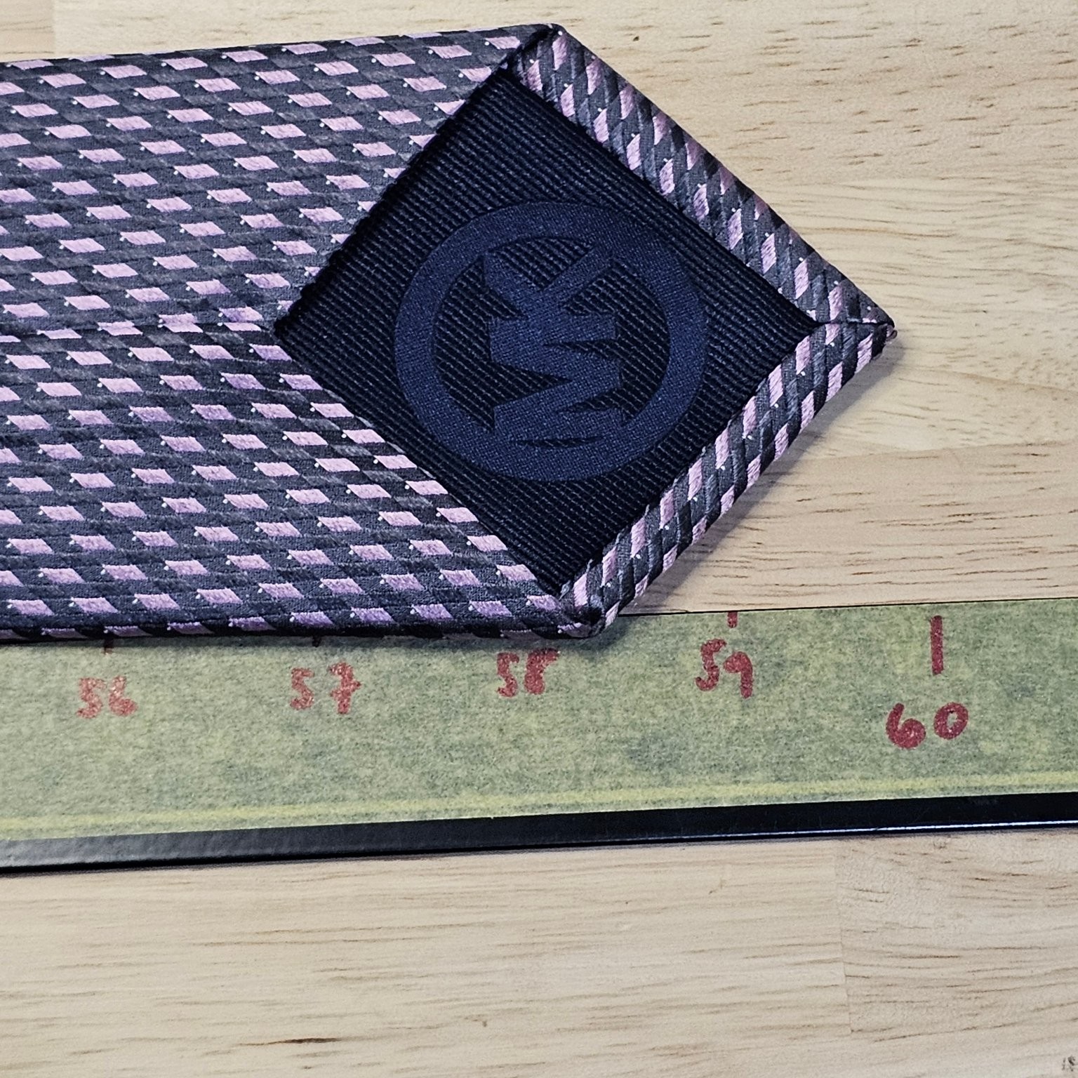 Michael Kors Men’s Purple Classic 57-60″ Silk Patterned Tie