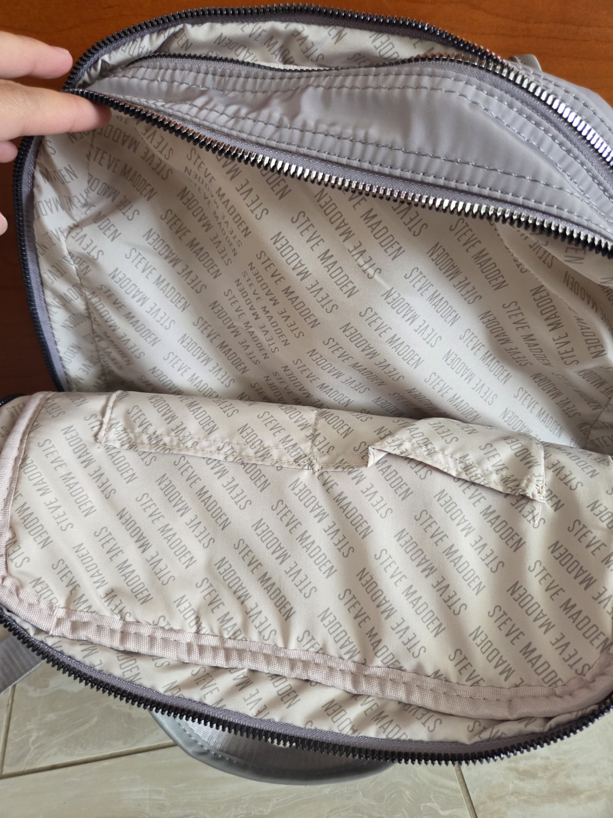 Backpack Steve Madden/ Convertible Tote Bag