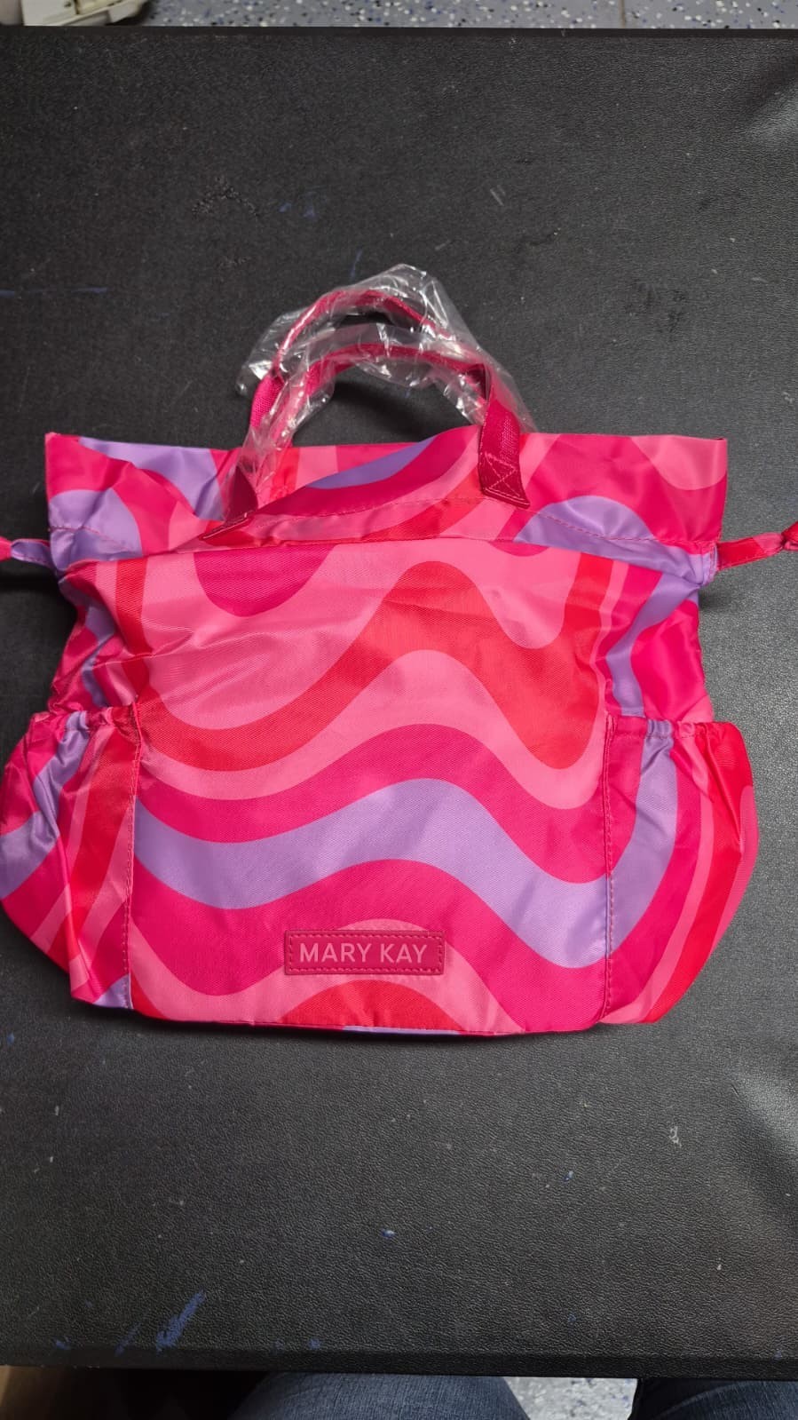 Mary Kay lunch bag and can be used for lunch PINK
