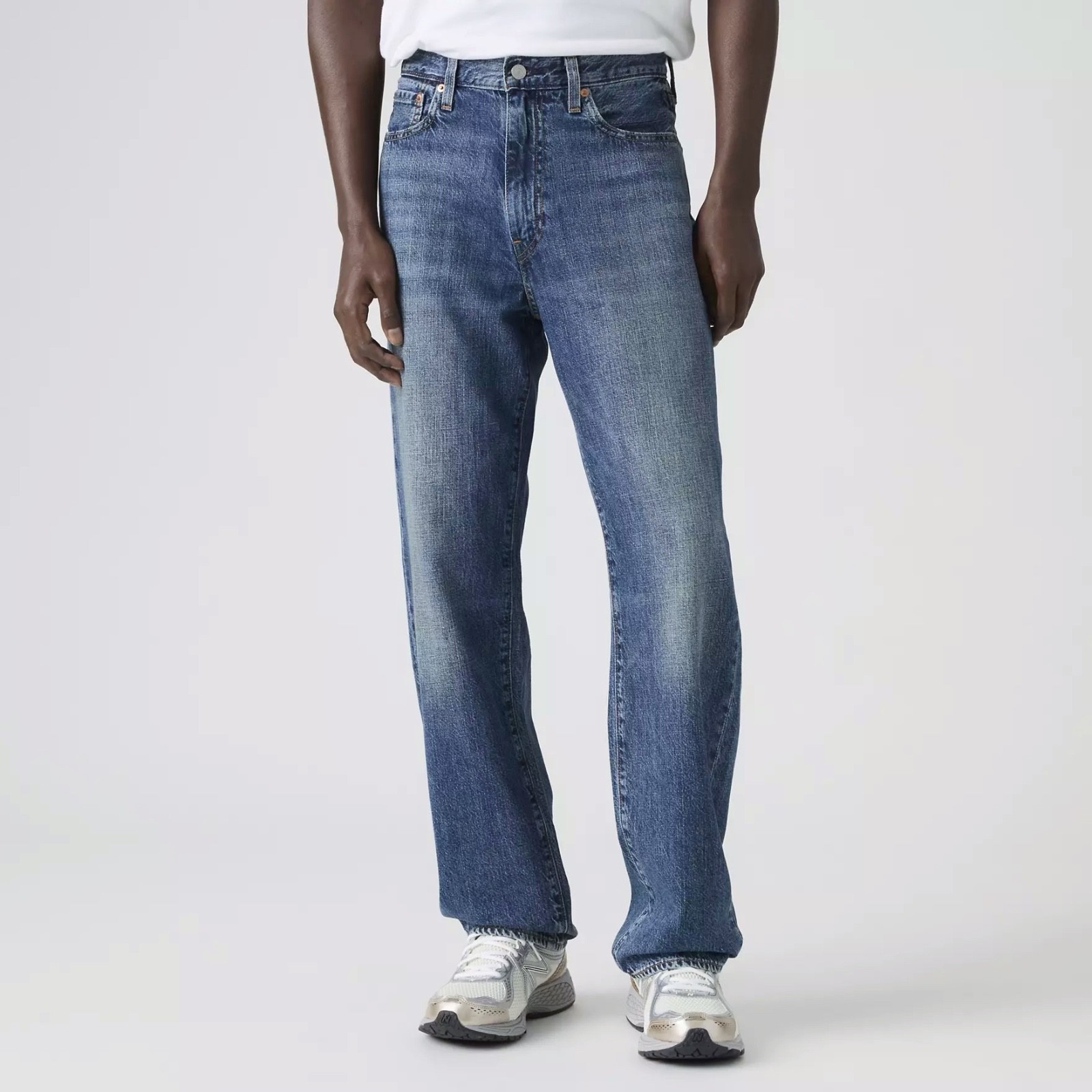 NWT $98 Levi’s Premium 568 Loose Straight Linen+ Medium Wash Jeans Men Sz. 31×32