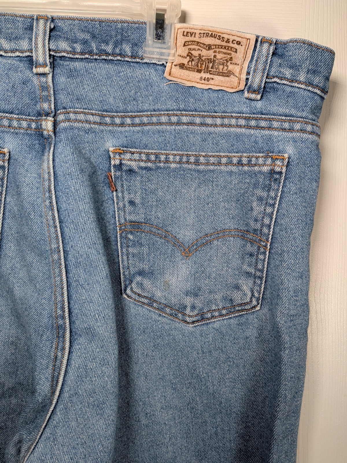 Vintage 1990s Levi’s 540 Flex Relaxed Fit Jeans Mens 38×32 Made In USA Brown Tab