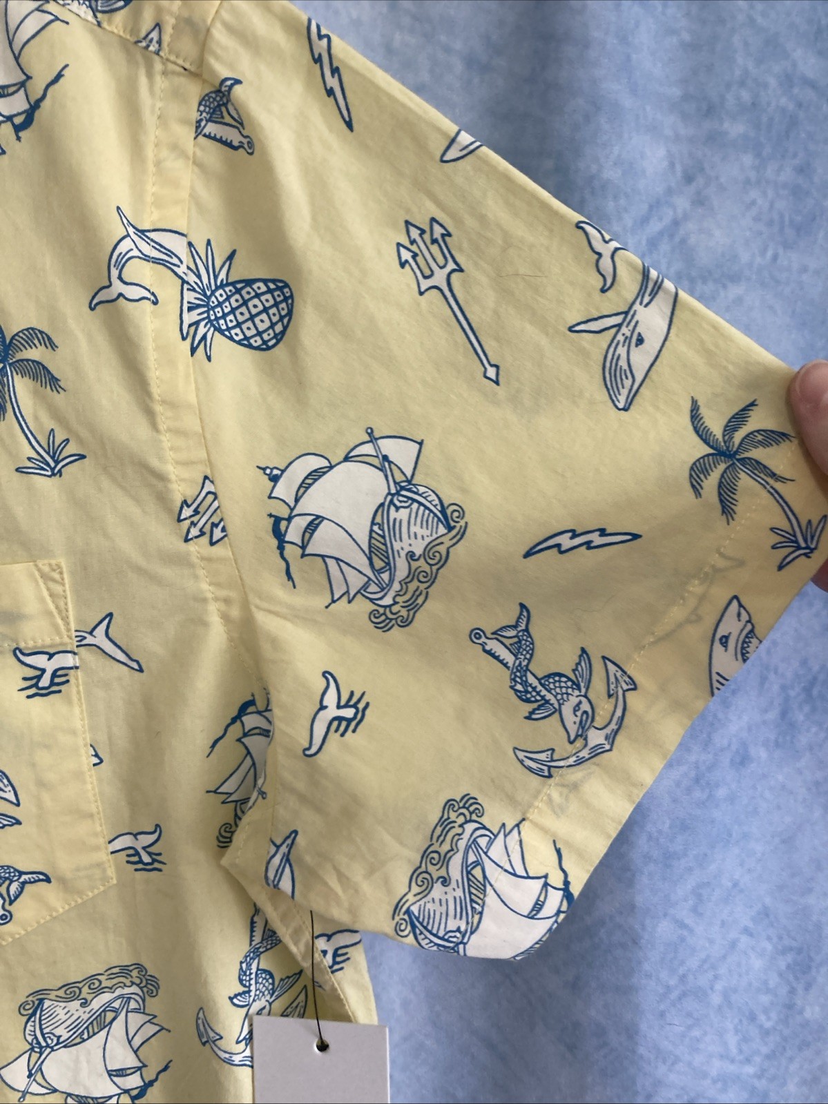 NWT Sonoma Goods For Life Men Medium Perfect Length Shirt Yellow Nautical Shark