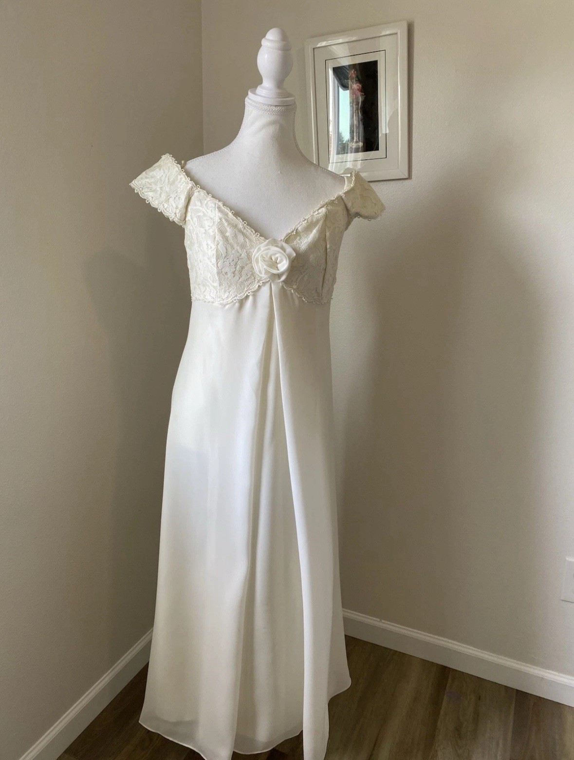 Scott McClintock Vtg Dress Women 8 White Long Lace Detail Wedding Event