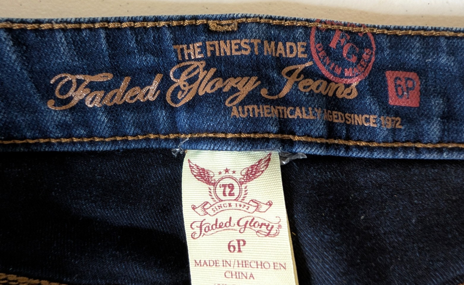 Faded Glory Dark Blue Jeans Tapered Leg Women’s Size 6 Petite 5 Pocket Design