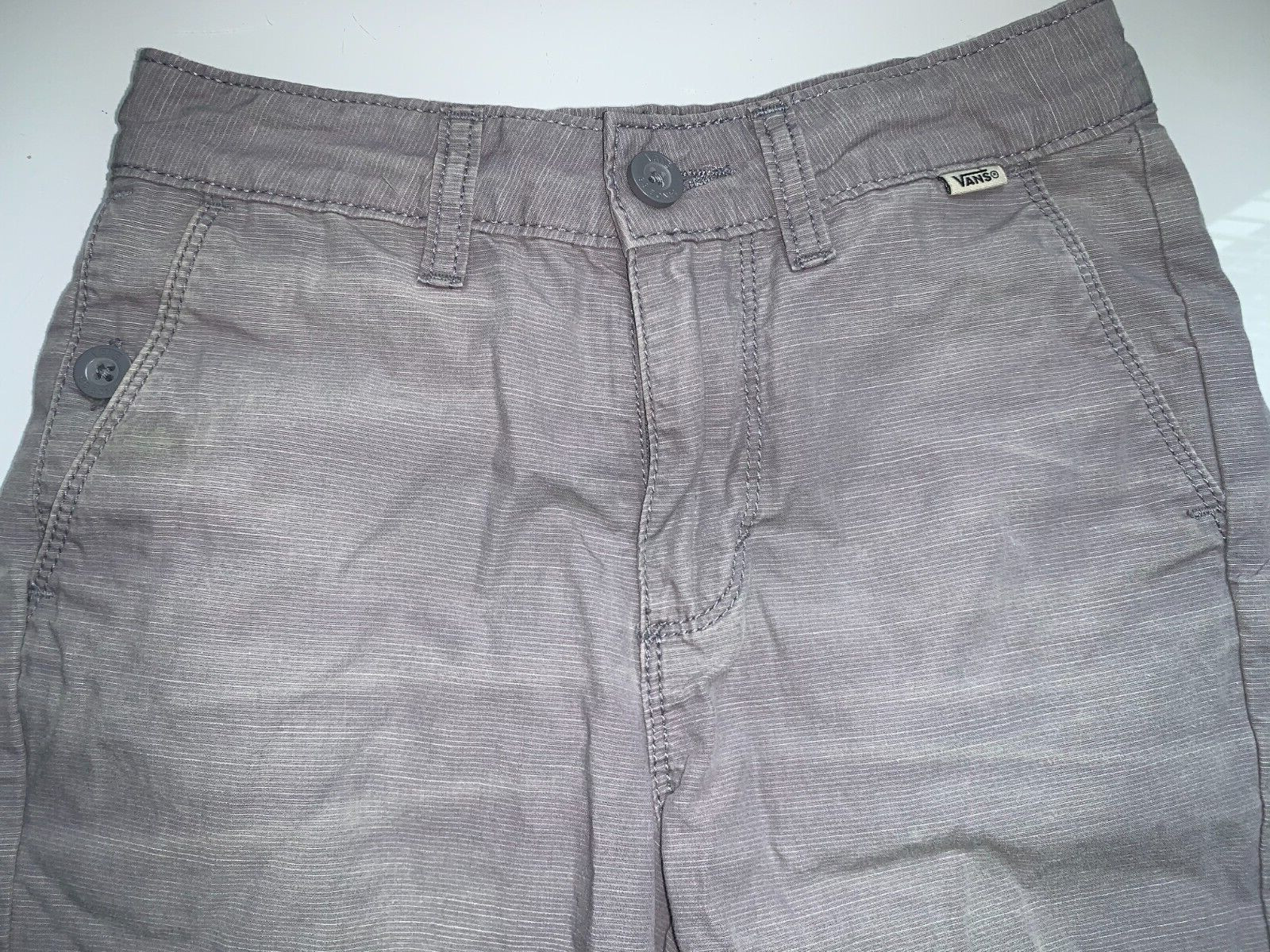 Van’s Medium Grey “Off The Wall” Boys School / Casual Walking Shorts Size 8