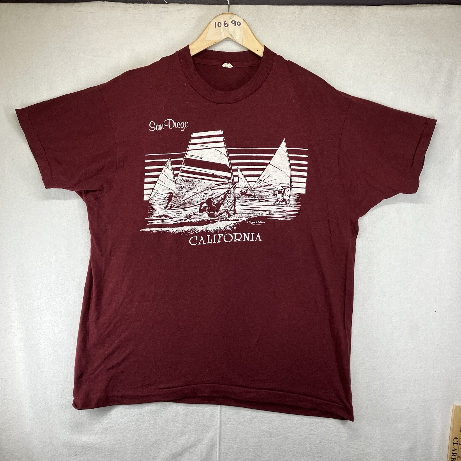 Vintage 1970s San Diego Beach California T Shirt XL Sailboats Sailing Very Thin