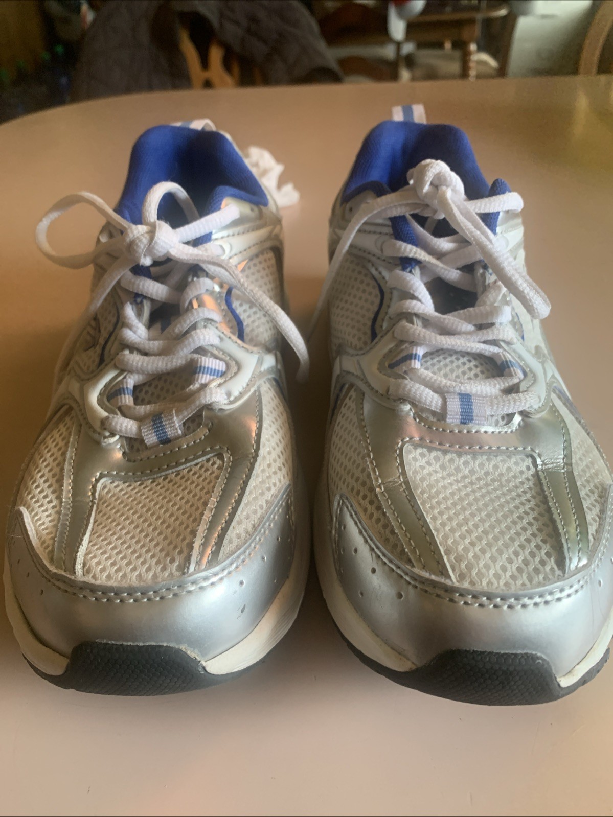 AVIA 5000 PERFORMANCE CONTROL WHITE/BLUE/SILVER SNEAKERS SIZE 7 1/2
