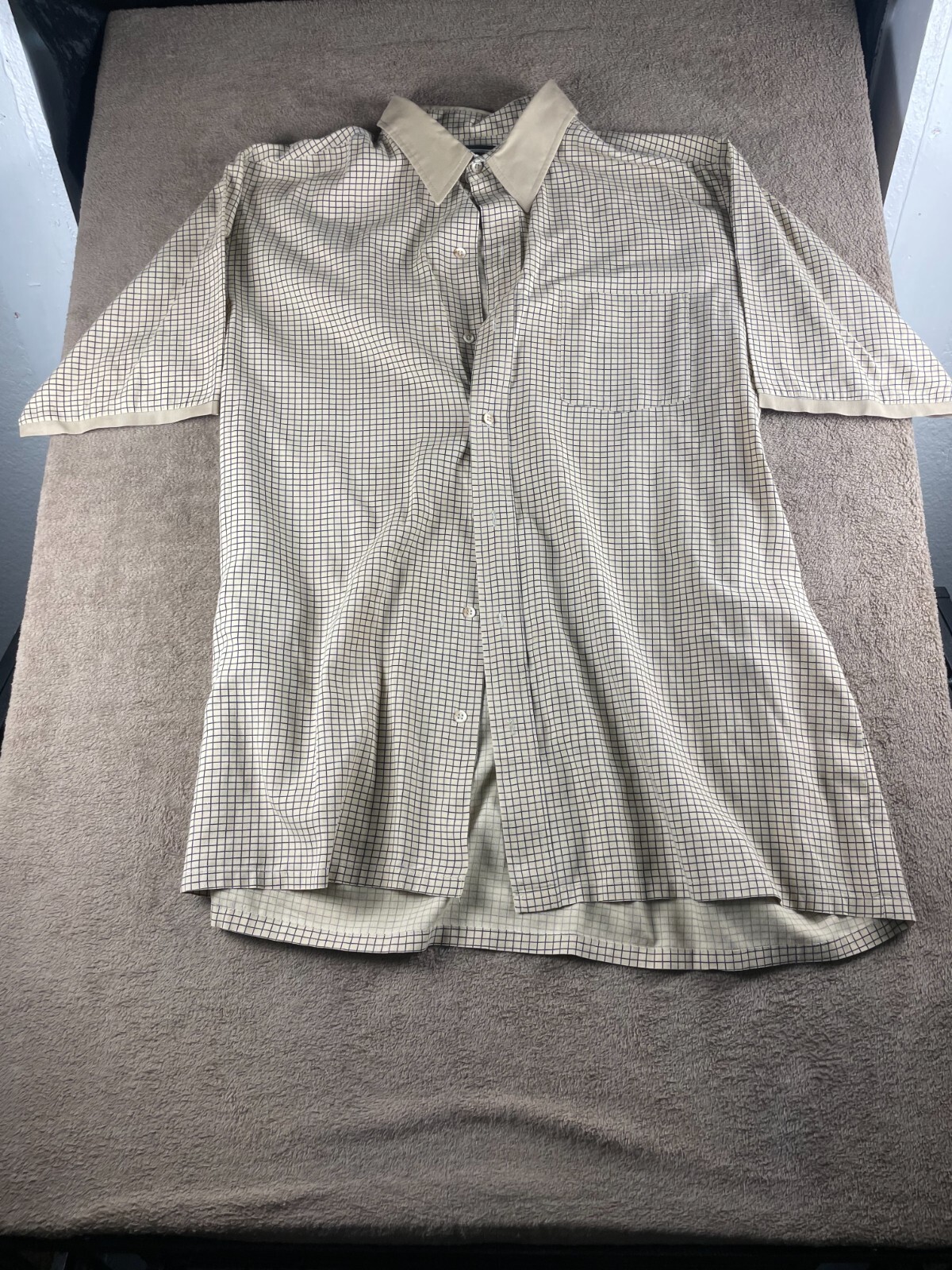 Above Average Tall Man Men’s Short Sleeve Shirt XL Grid Check PatternButtonFront